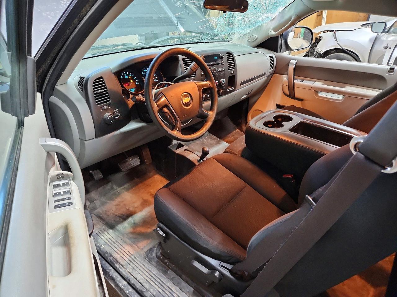 2010 Chevrolet Silverado K1500 Charcoal vin: 1GCSKPE05AZ244518
