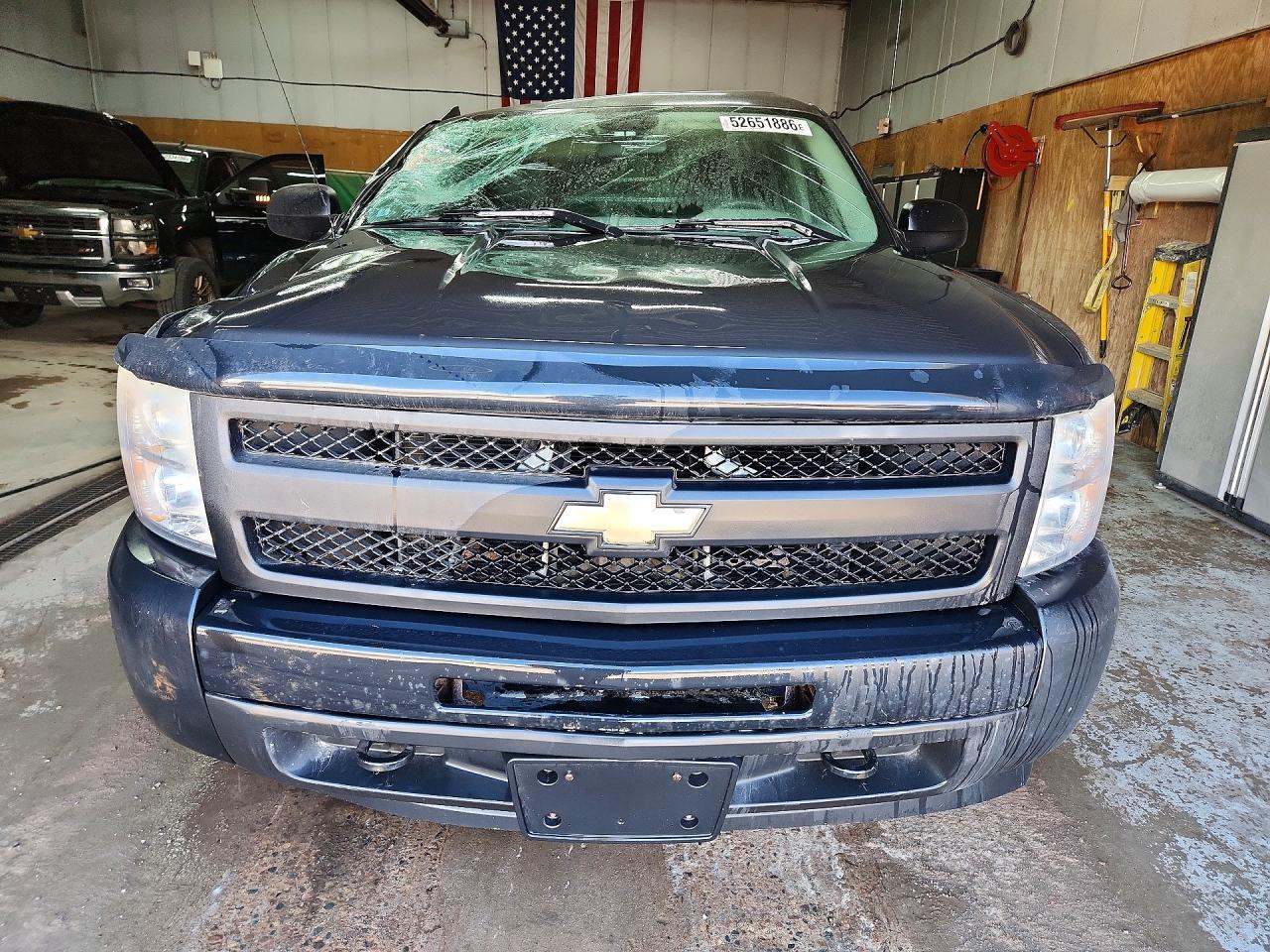 2010 Chevrolet Silverado K1500 Charcoal vin: 1GCSKPE05AZ244518