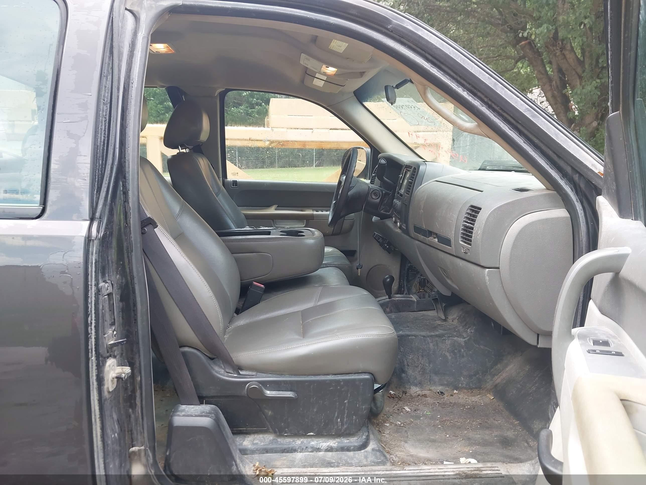 2010 Chevrolet Silverado 1500 Work Truck Gray vin: 1GCSKPE31AZ235728