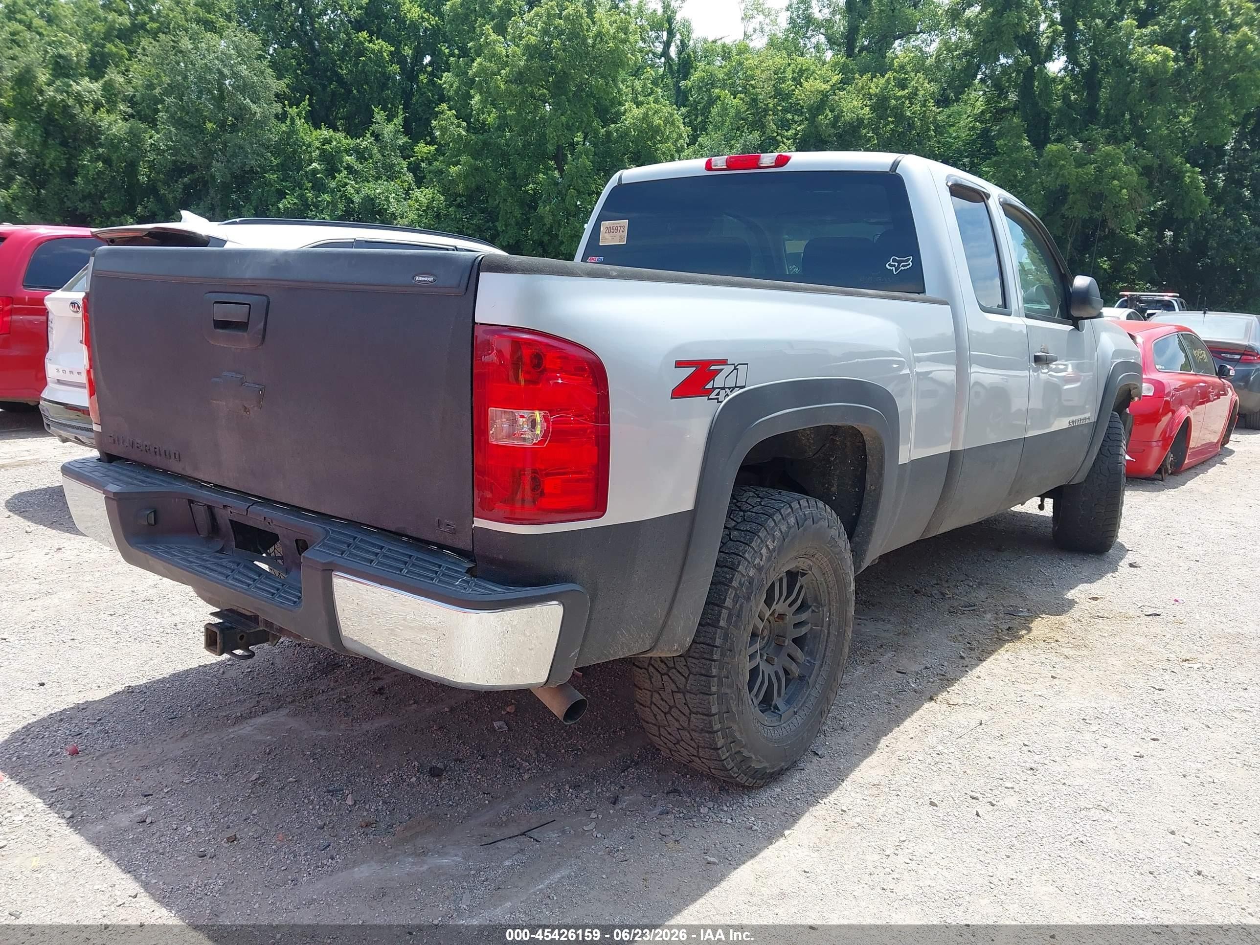 2010 Chevrolet Silverado 1500 Work Truck Silver vin: 1GCSKPEA2AZ290204