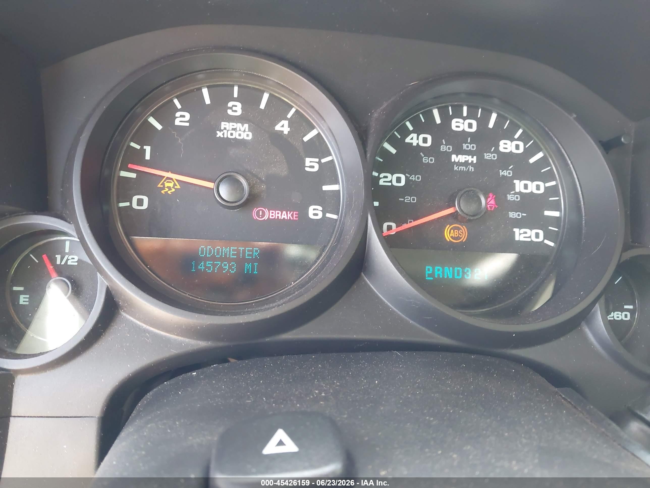2010 Chevrolet Silverado 1500 Work Truck Silver vin: 1GCSKPEA2AZ290204
