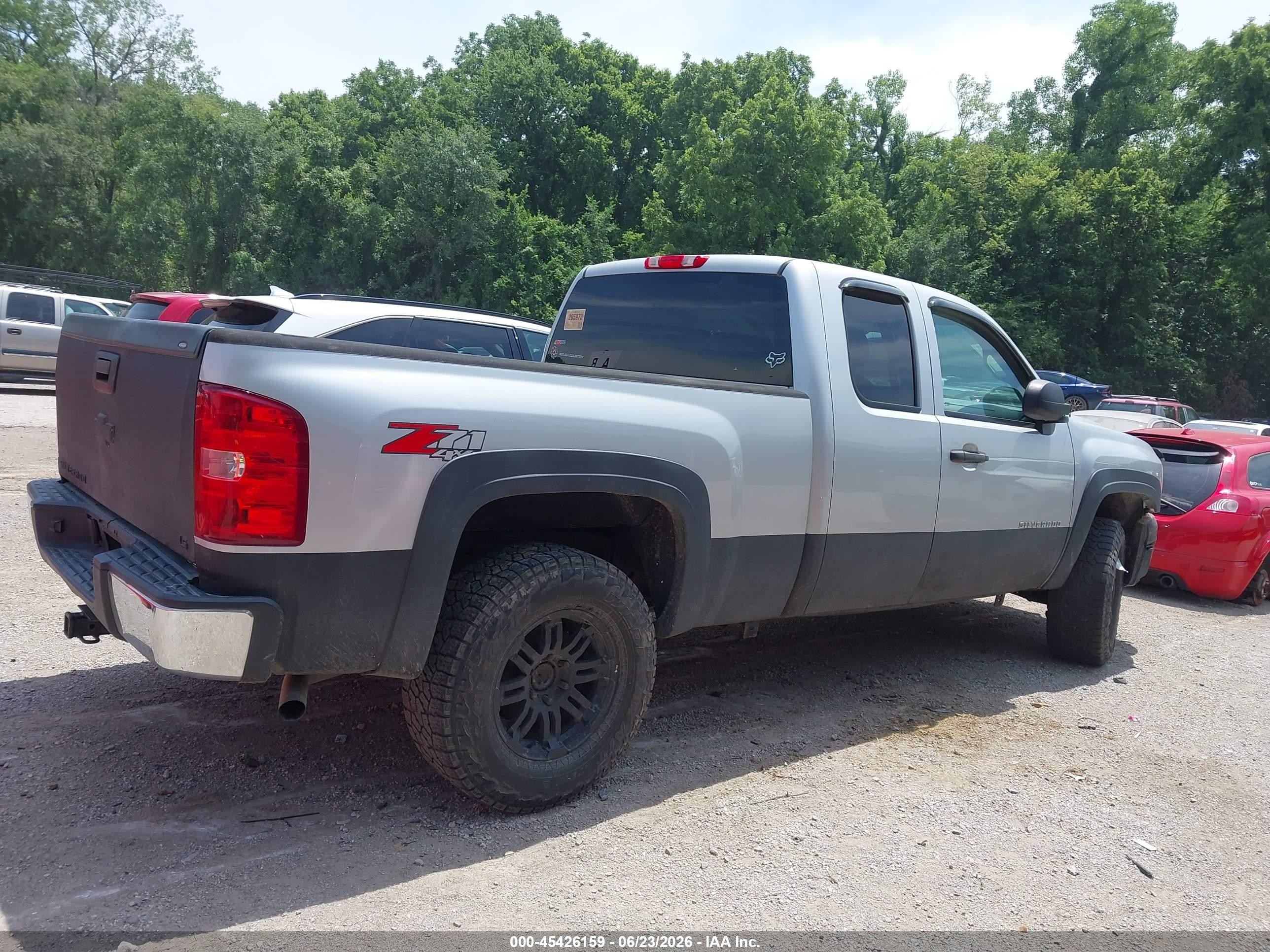 2010 Chevrolet Silverado 1500 Work Truck Silver vin: 1GCSKPEA2AZ290204