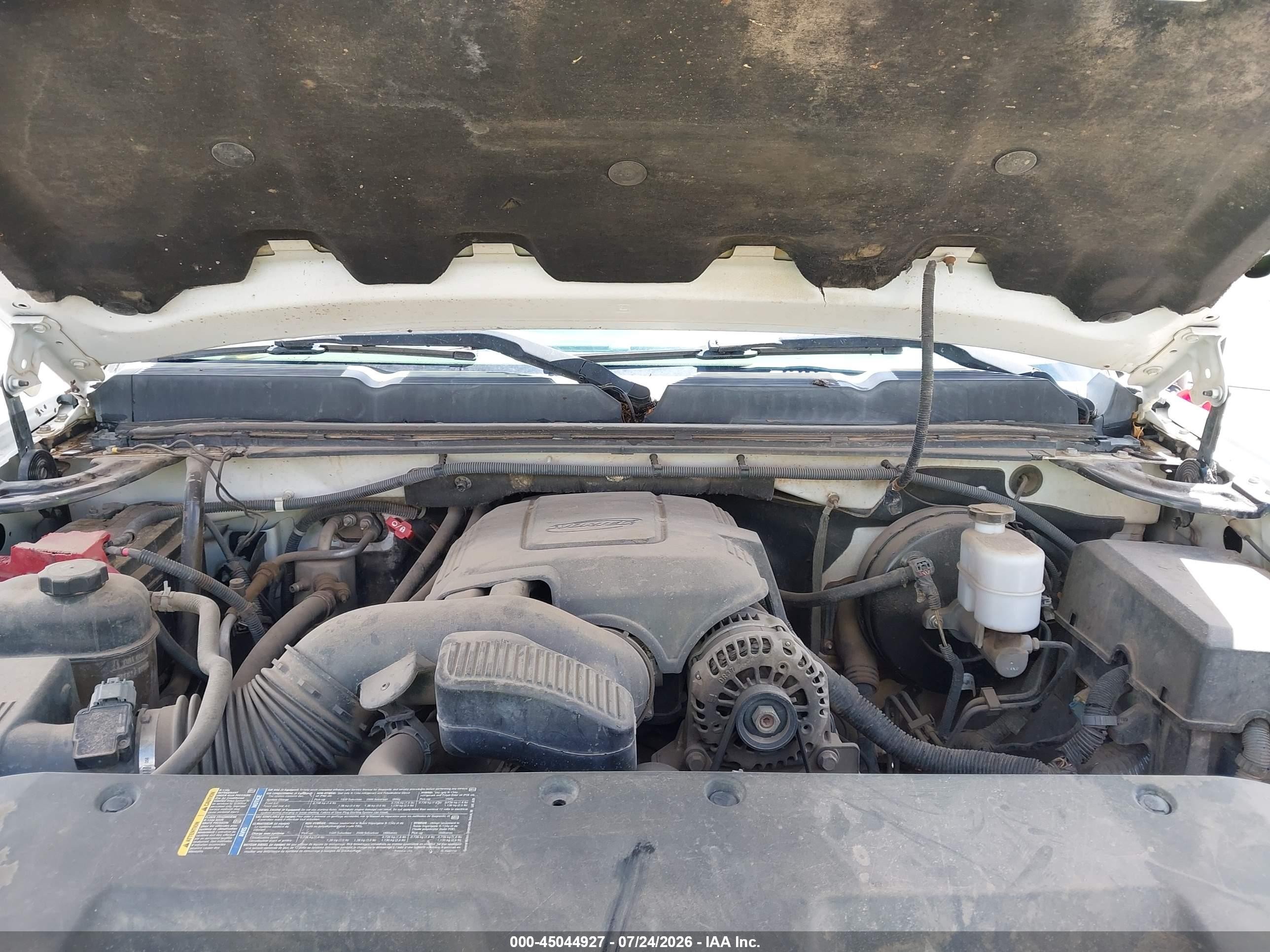 2010 Chevrolet Silverado 1500 Work Truck White vin: 1GCSKPEAXAZ241543