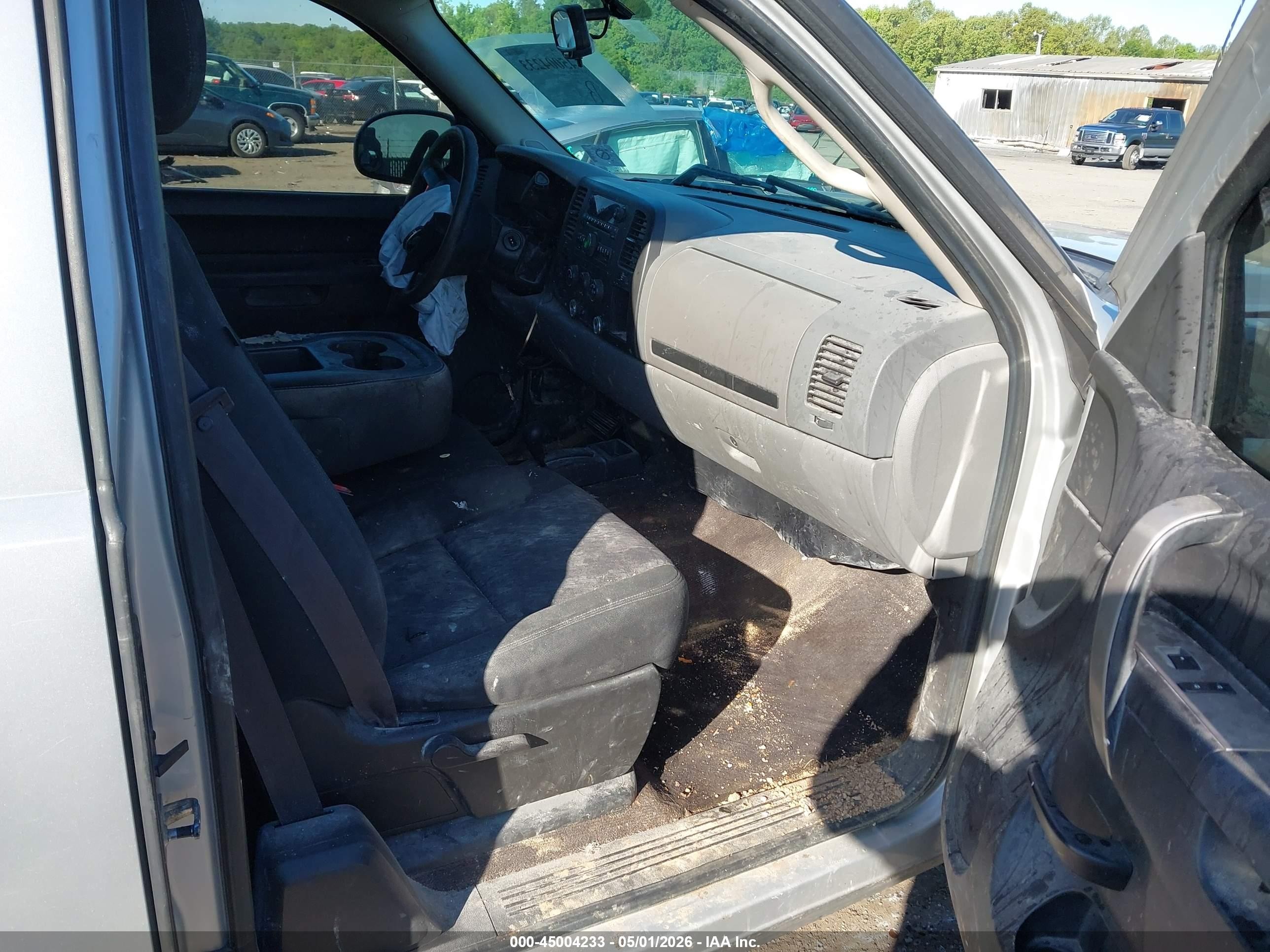 2010 Chevrolet Silverado 1500 Ls Silver vin: 1GCSKREA0AZ205453