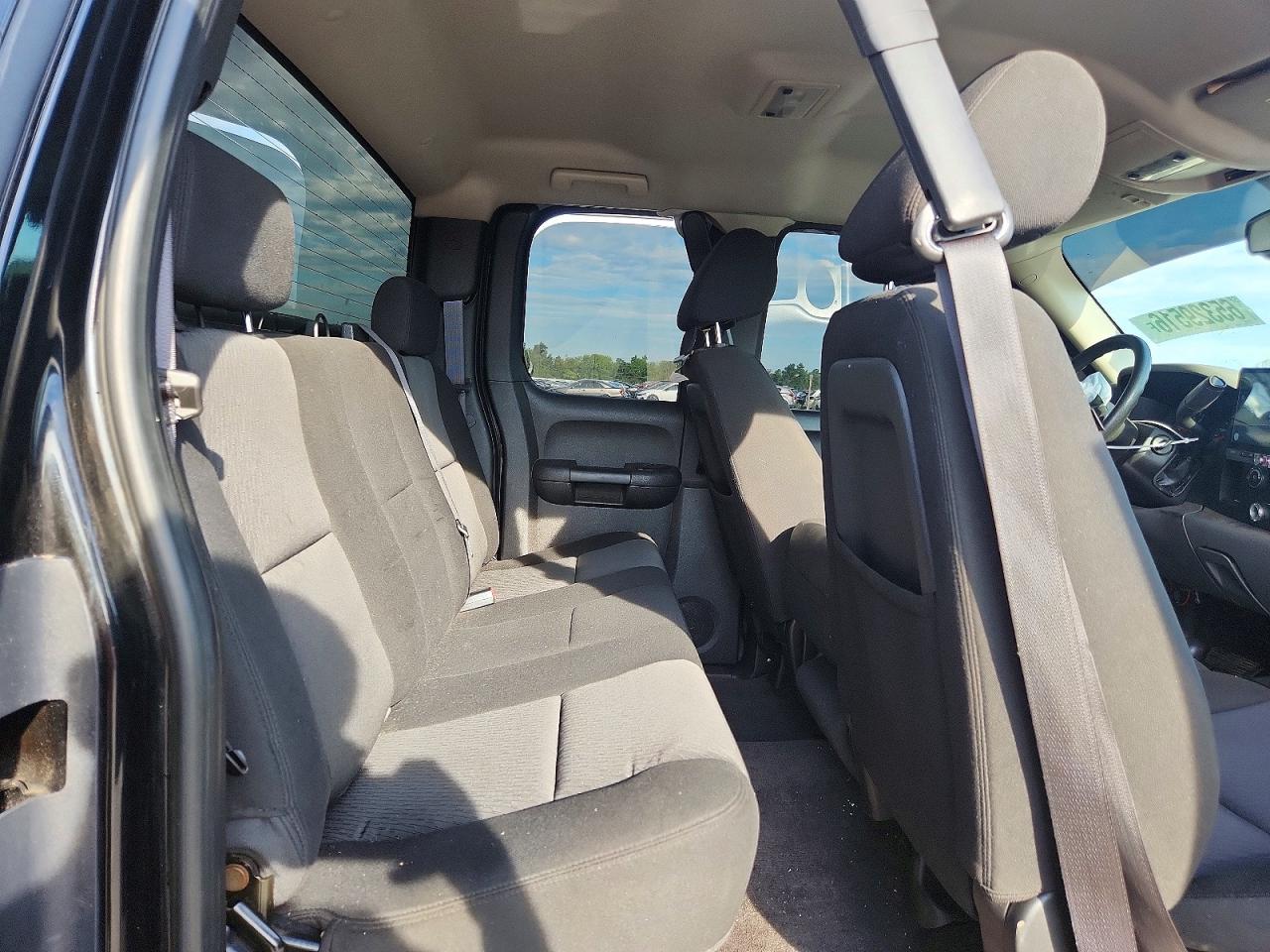 2010 Chevrolet Silverado K1500 Ls Черный vin: 1GCSKREA4AZ163482
