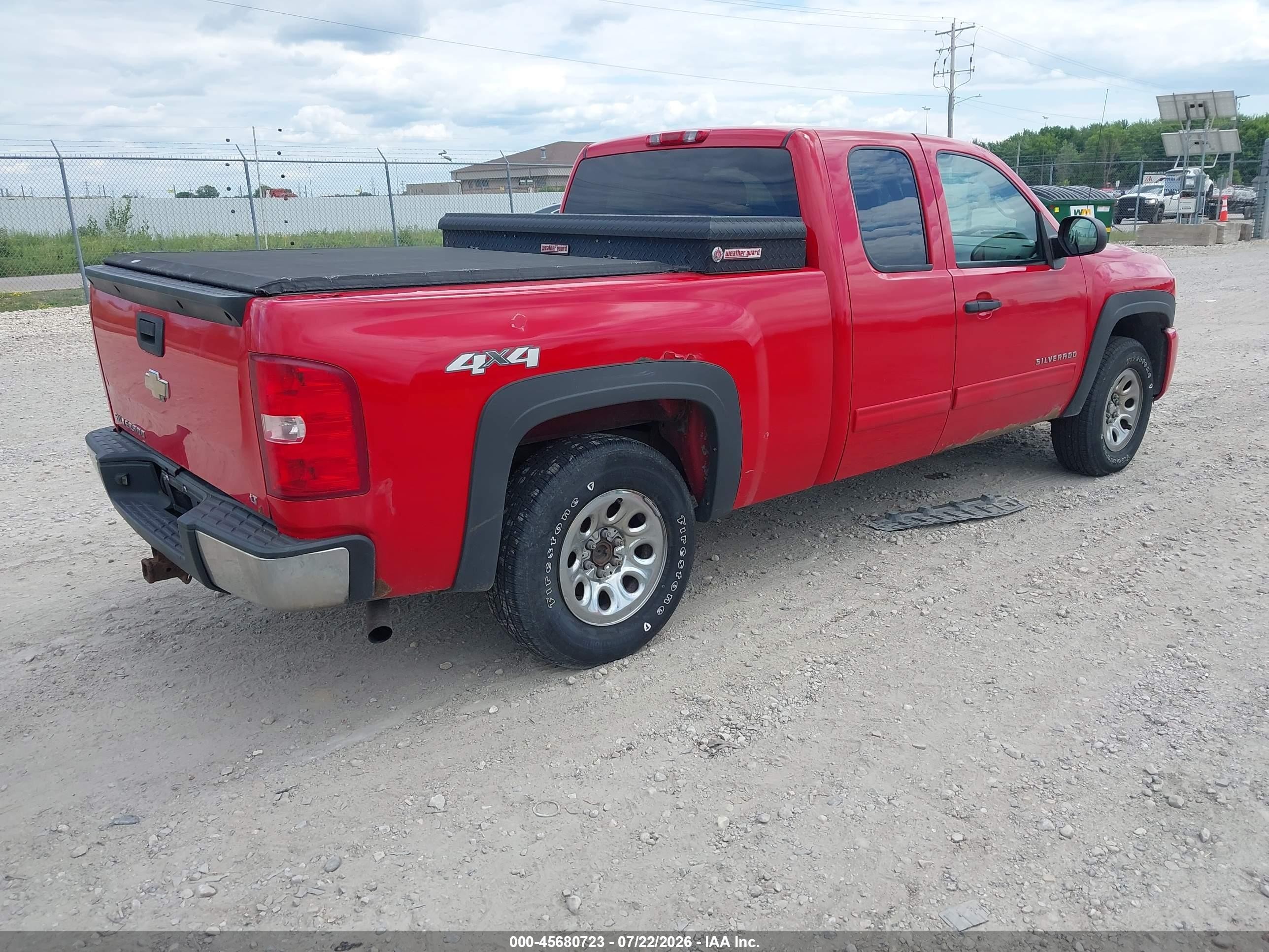2010 Chevrolet Silverado 1500 Ls Red vin: 1GCSKREA5AZ112850