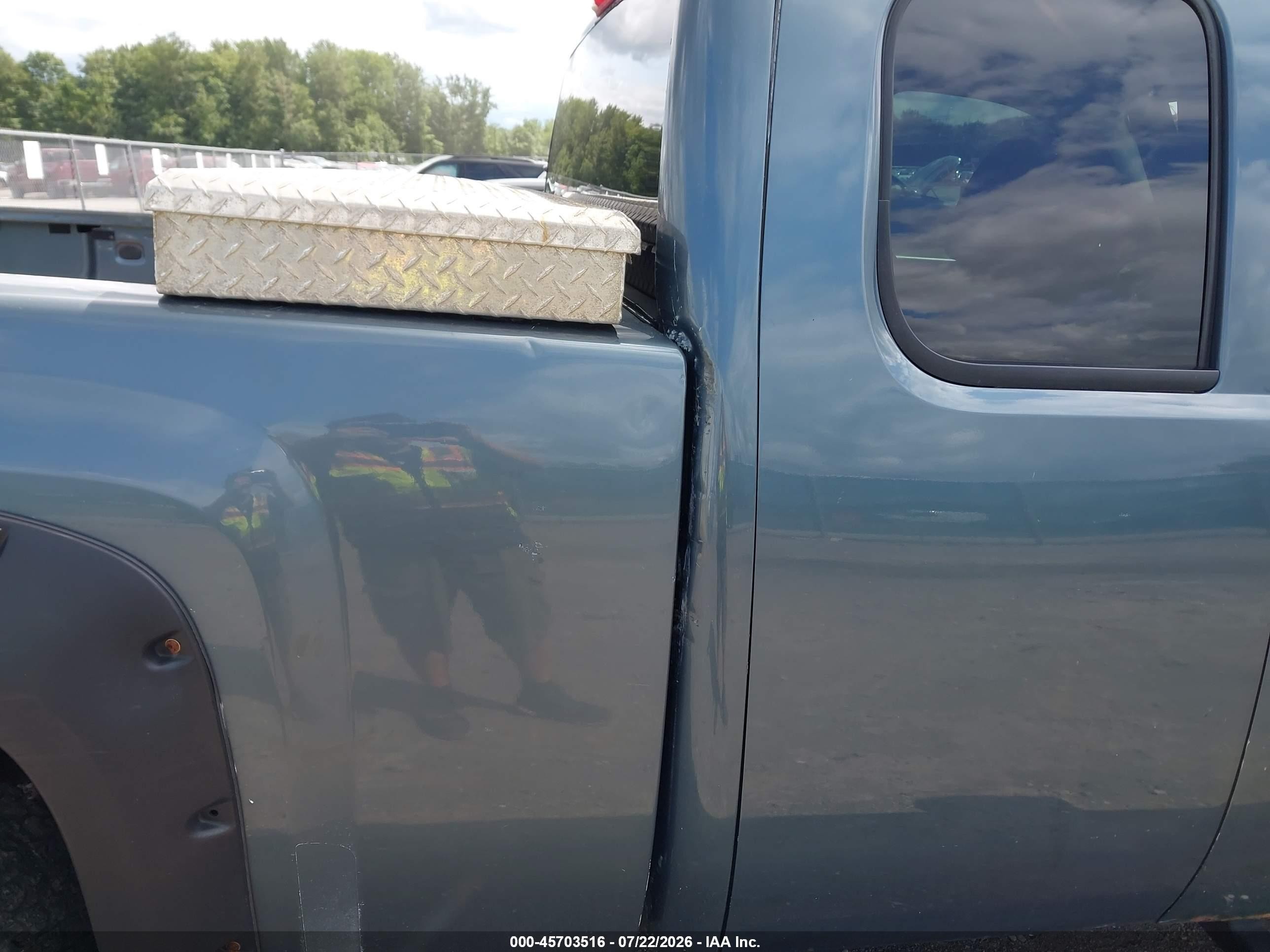 2010 Chevrolet Silverado 1500 Ls Blue vin: 1GCSKREA9AZ147522