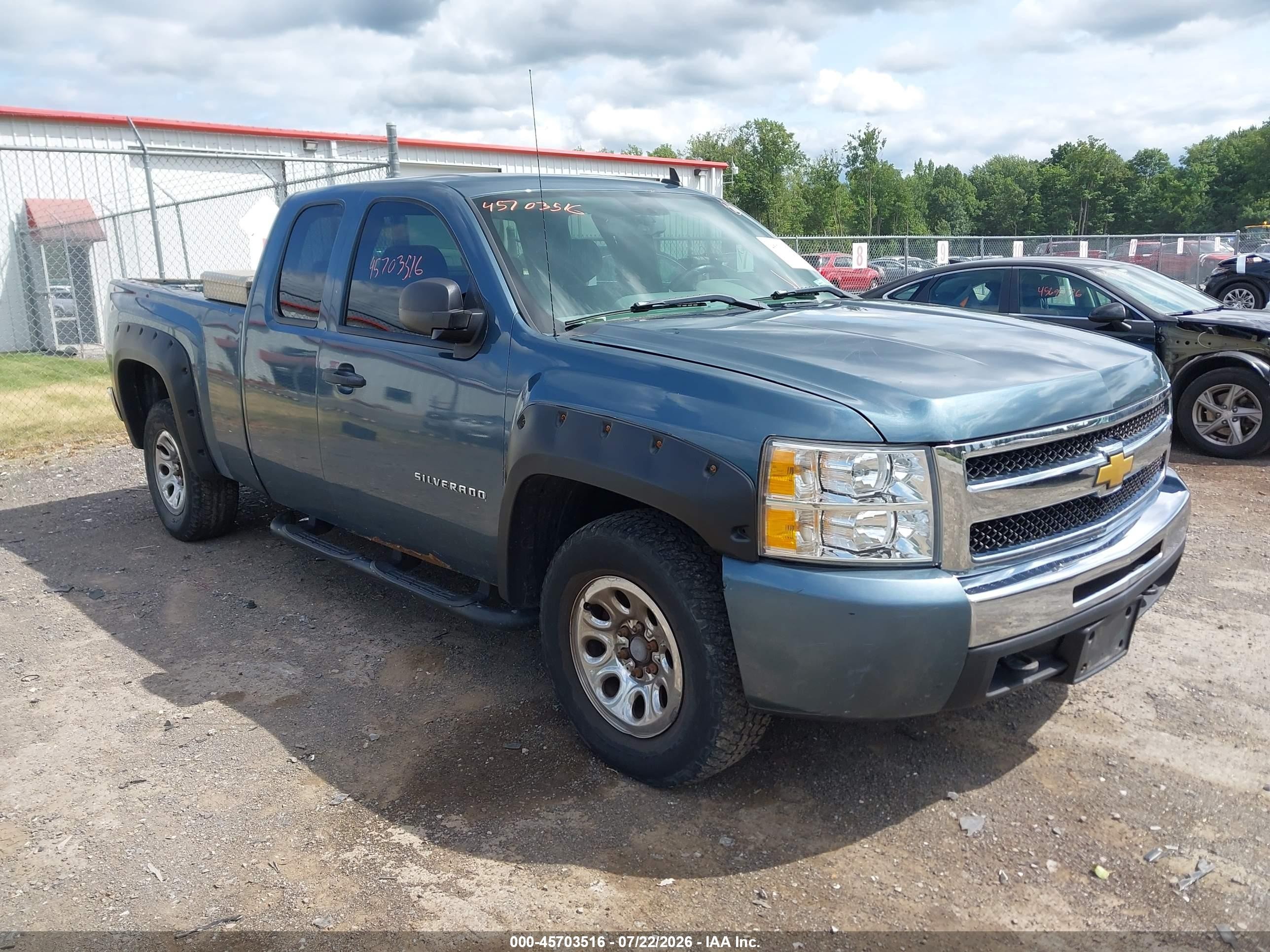 2010 Chevrolet Silverado 1500 Ls Blue vin: 1GCSKREA9AZ147522
