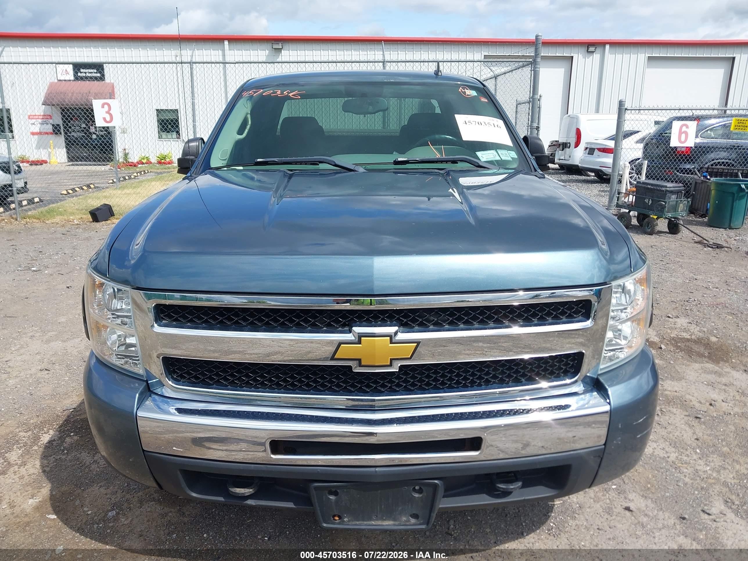 2010 Chevrolet Silverado 1500 Ls Blue vin: 1GCSKREA9AZ147522
