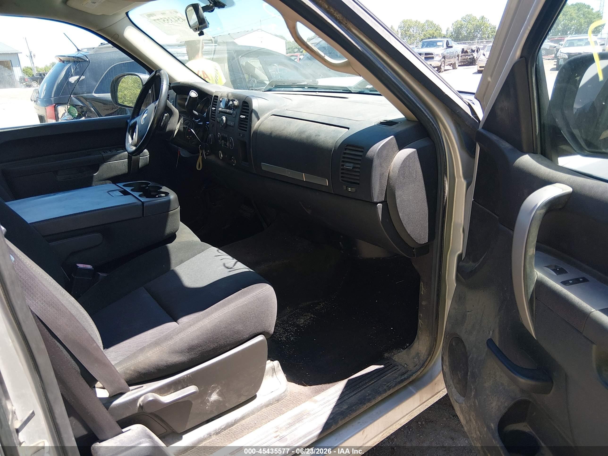 2010 Chevrolet Silverado 1500 Lt Серебряный vin: 1GCSKSE02AZ227064