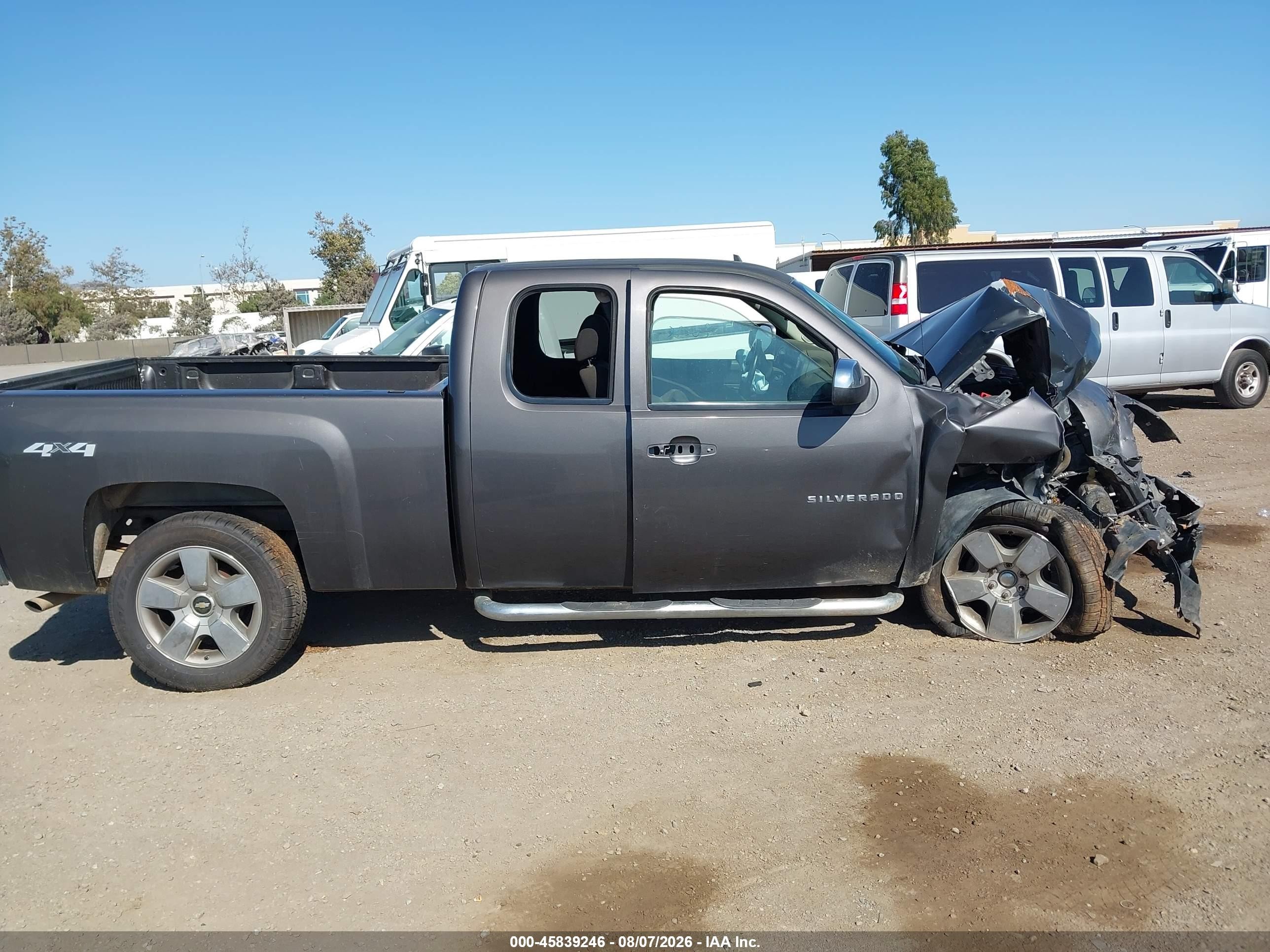 2010 Chevrolet Silverado 1500 Lt Gray vin: 1GCSKSE30AZ196004