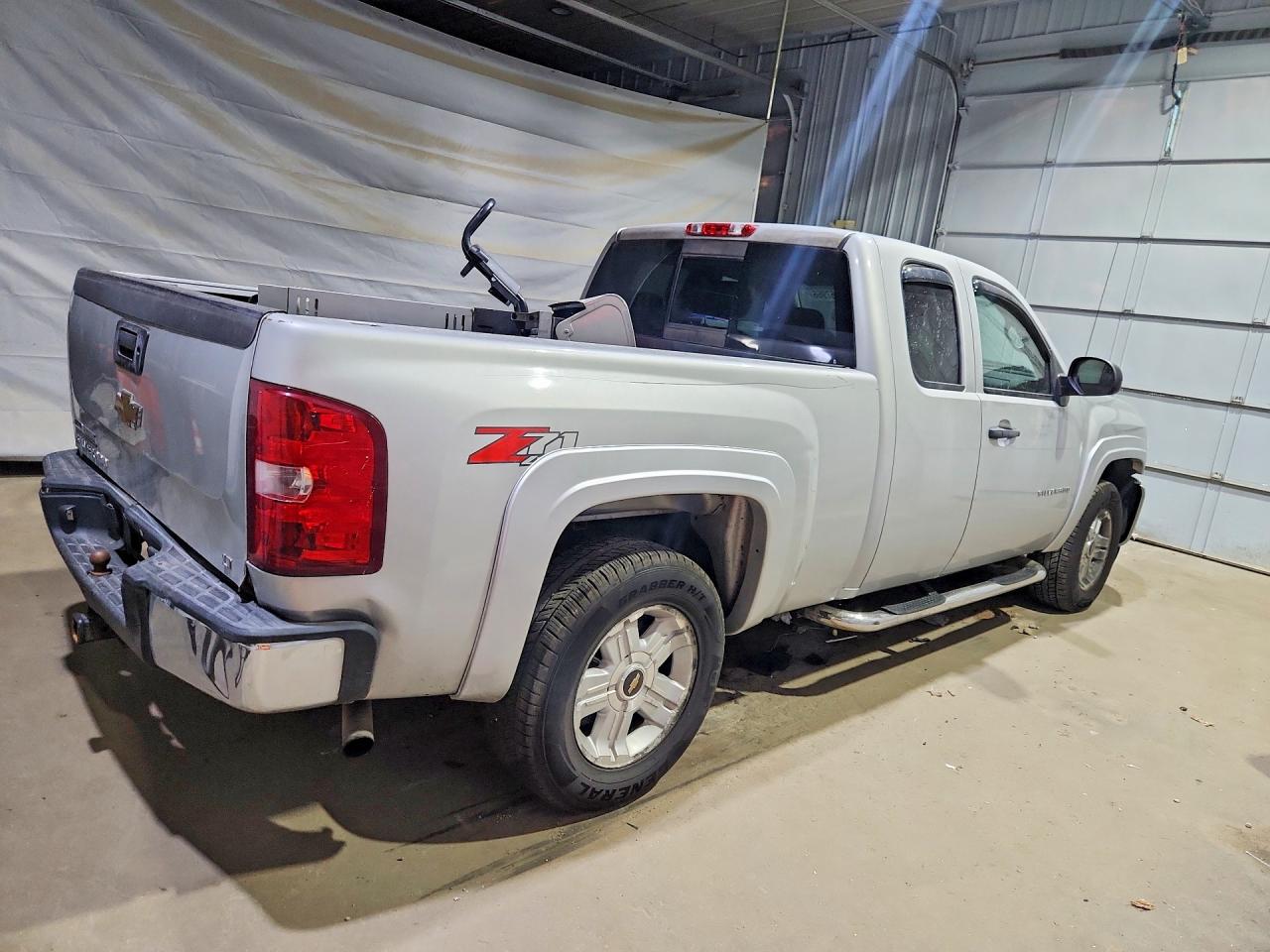 2010 Chevrolet Silverado K1500 Lt Silver vin: 1GCSKSE33AZ232204