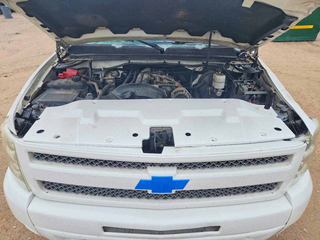 2010 Chevrolet Silverado K1500 Lt Белый vin: 1GCSKSE34AZ246239