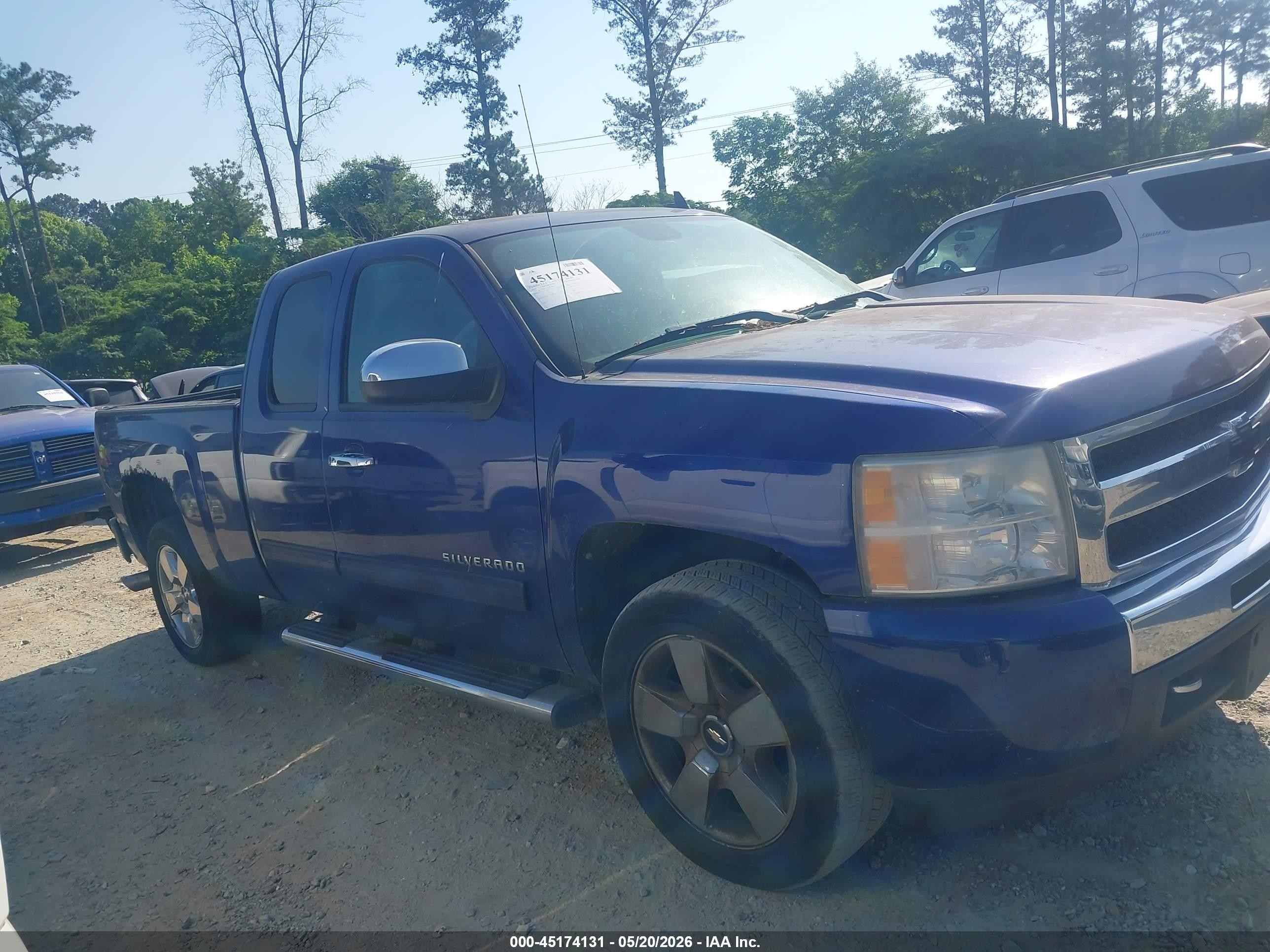 2010 Chevrolet Silverado 1500 Lt Blue vin: 1GCSKSE34AZ249903