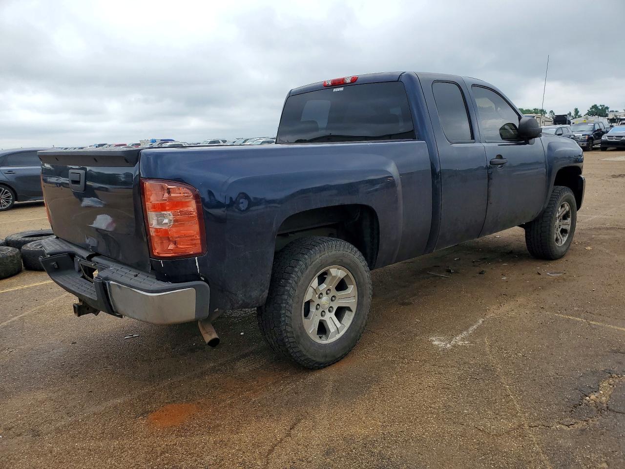 2010 Chevrolet Silverado K1500 Lt Blue vin: 1GCSKSE34AZ258052