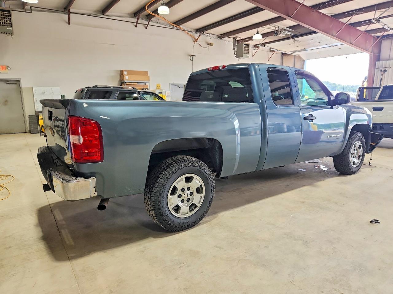 2010 Chevrolet Silverado K1500 Lt Blue vin: 1GCSKSE35AZ103994