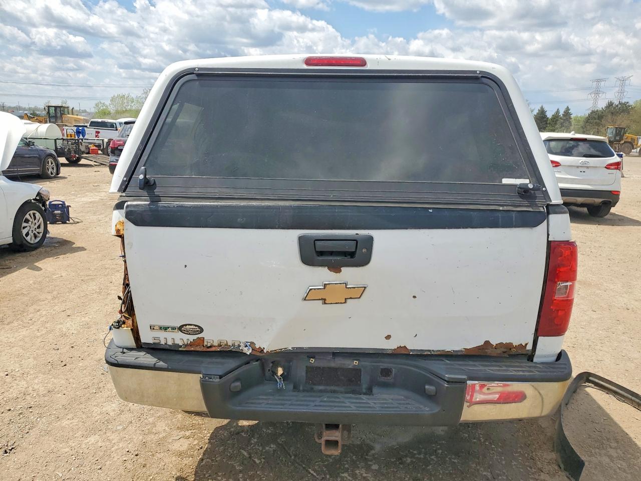 2010 Chevrolet Silverado K1500 Lt Белый vin: 1GCSKSE35AZ215761
