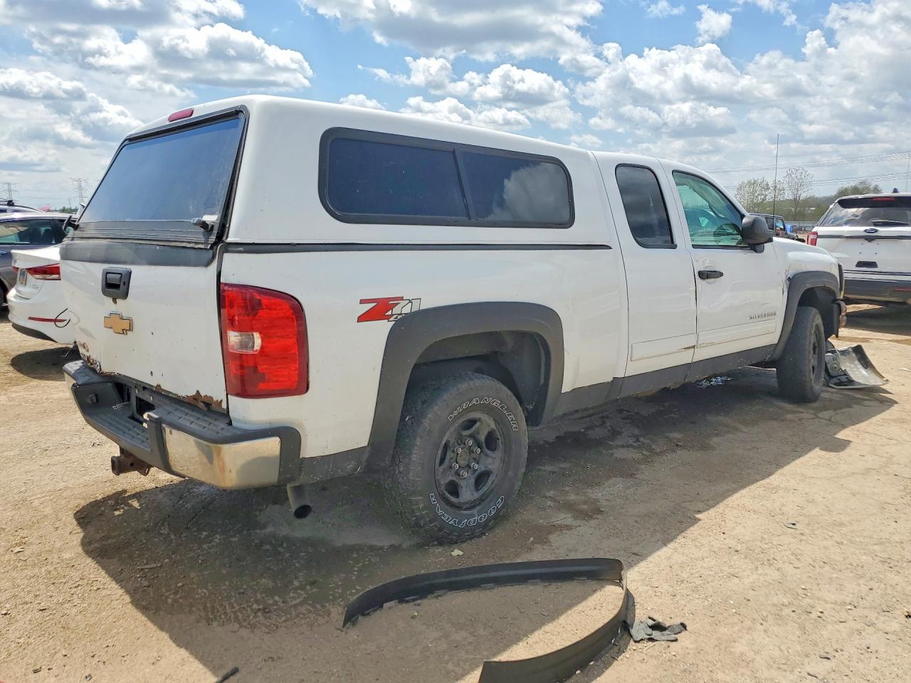 2010 Chevrolet Silverado K1500 Lt Белый vin: 1GCSKSE35AZ215761