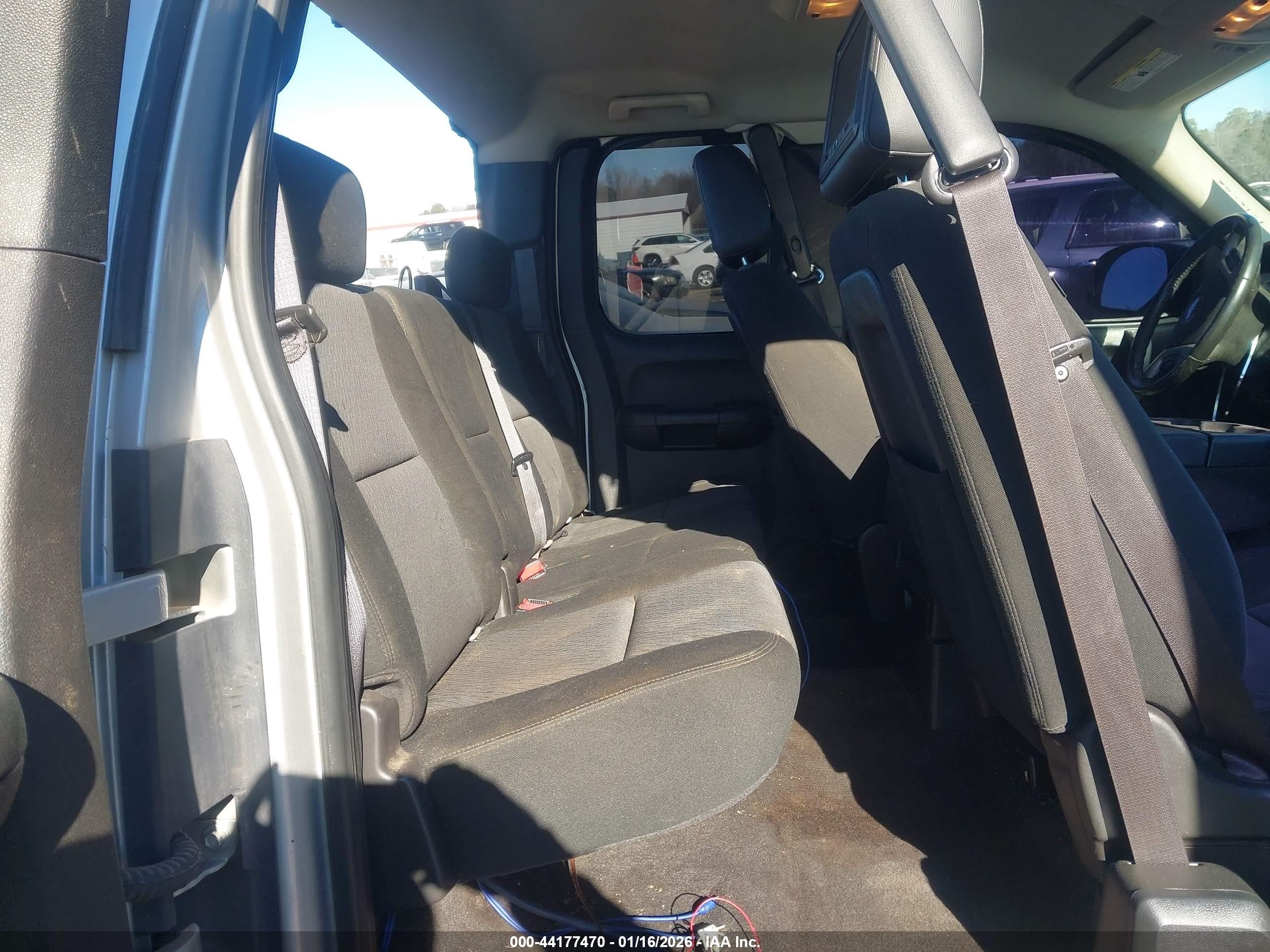 2010 Chevrolet Silverado 1500 Lt Silver vin: 1GCSKSE36AZ146708