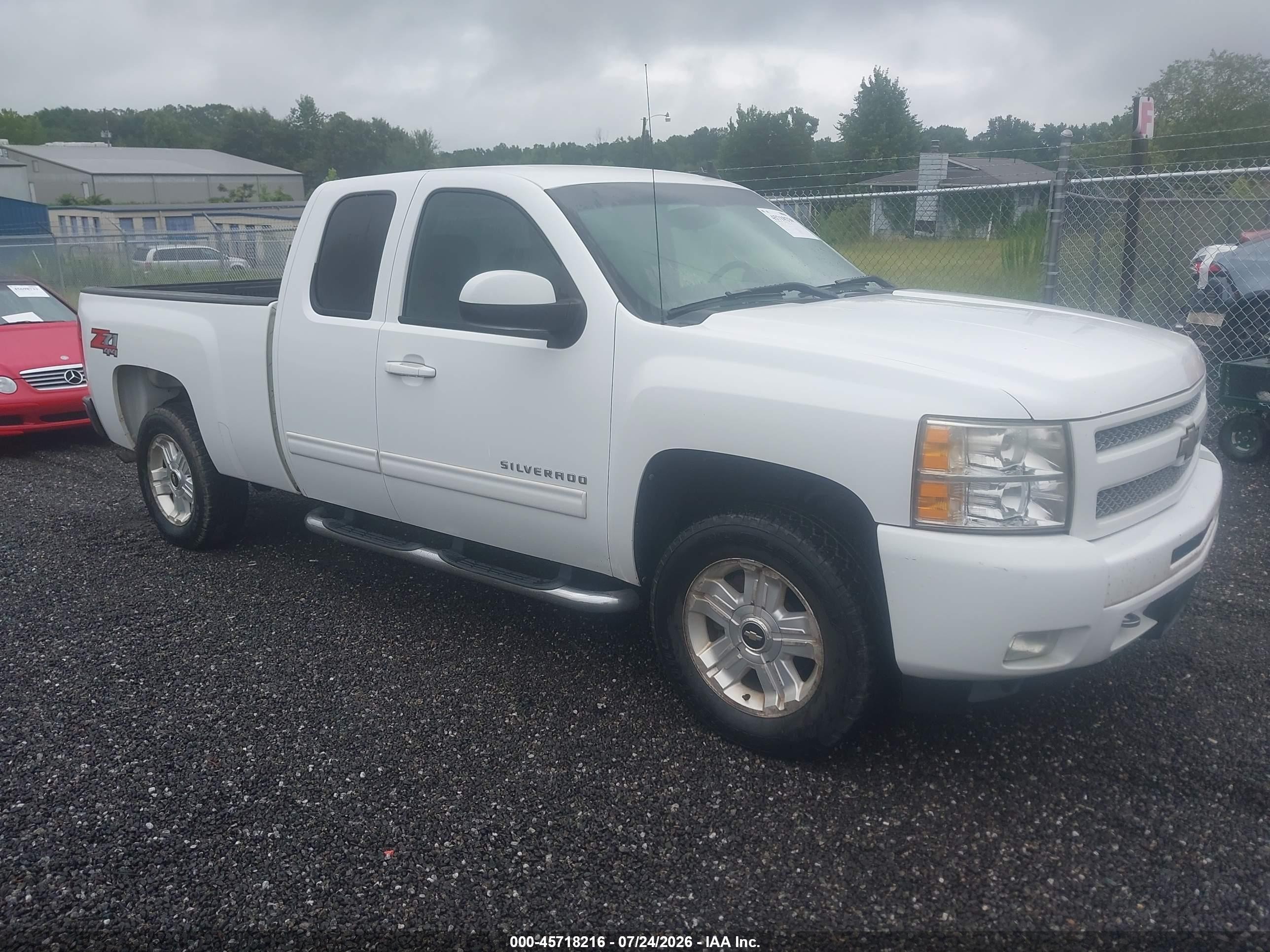 2010 Chevrolet Silverado 1500 Lt White vin: 1GCSKSE37AZ125074