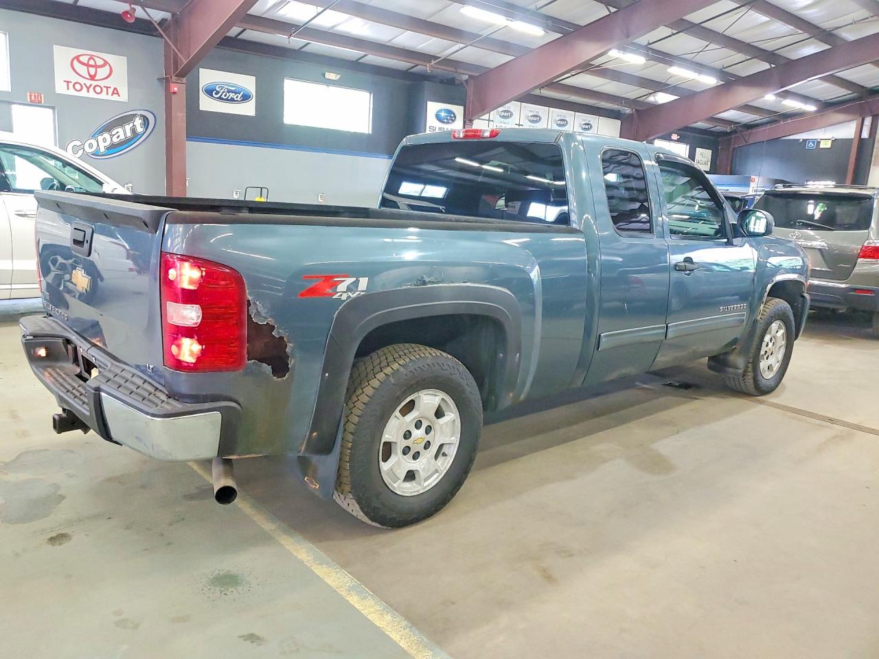 2010 Chevrolet Silverado K1500 Lt Blue vin: 1GCSKSE37AZ151044