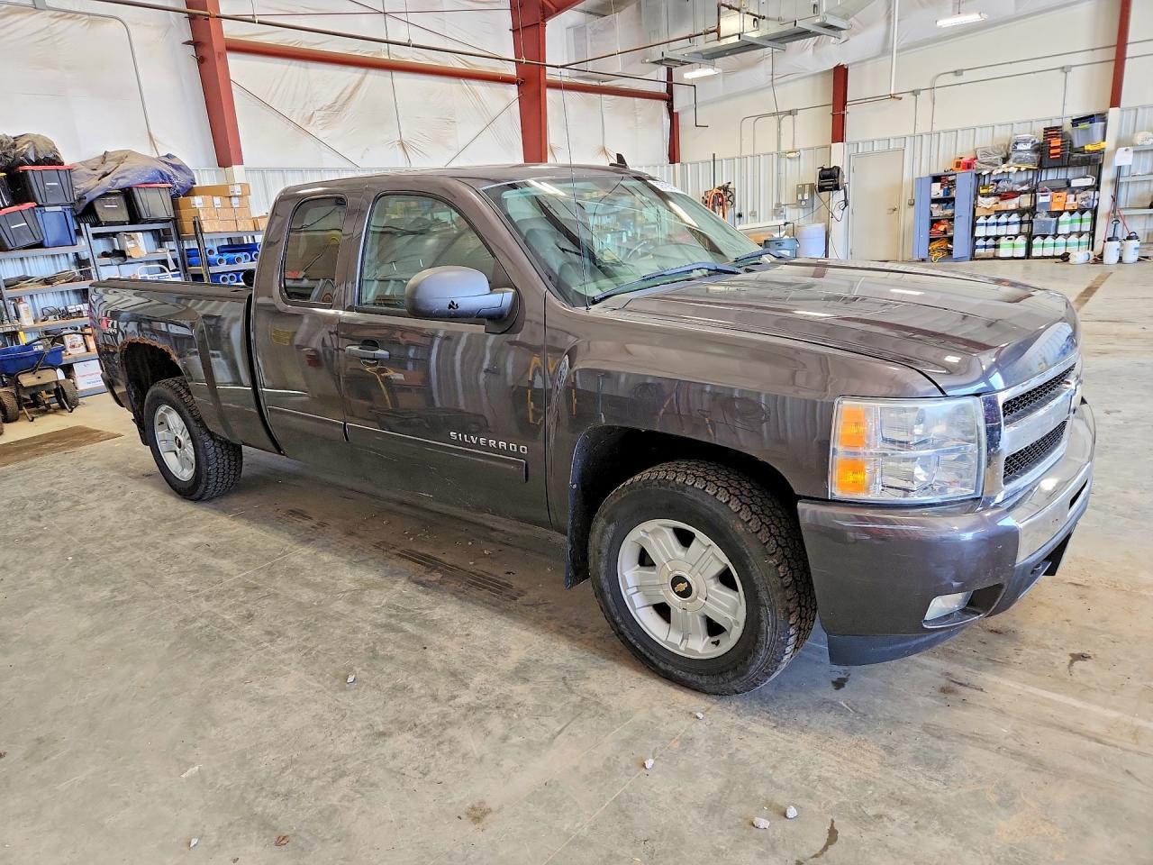 2010 Chevrolet Silverado K1500 Lt Gray vin: 1GCSKSE38AZ143700