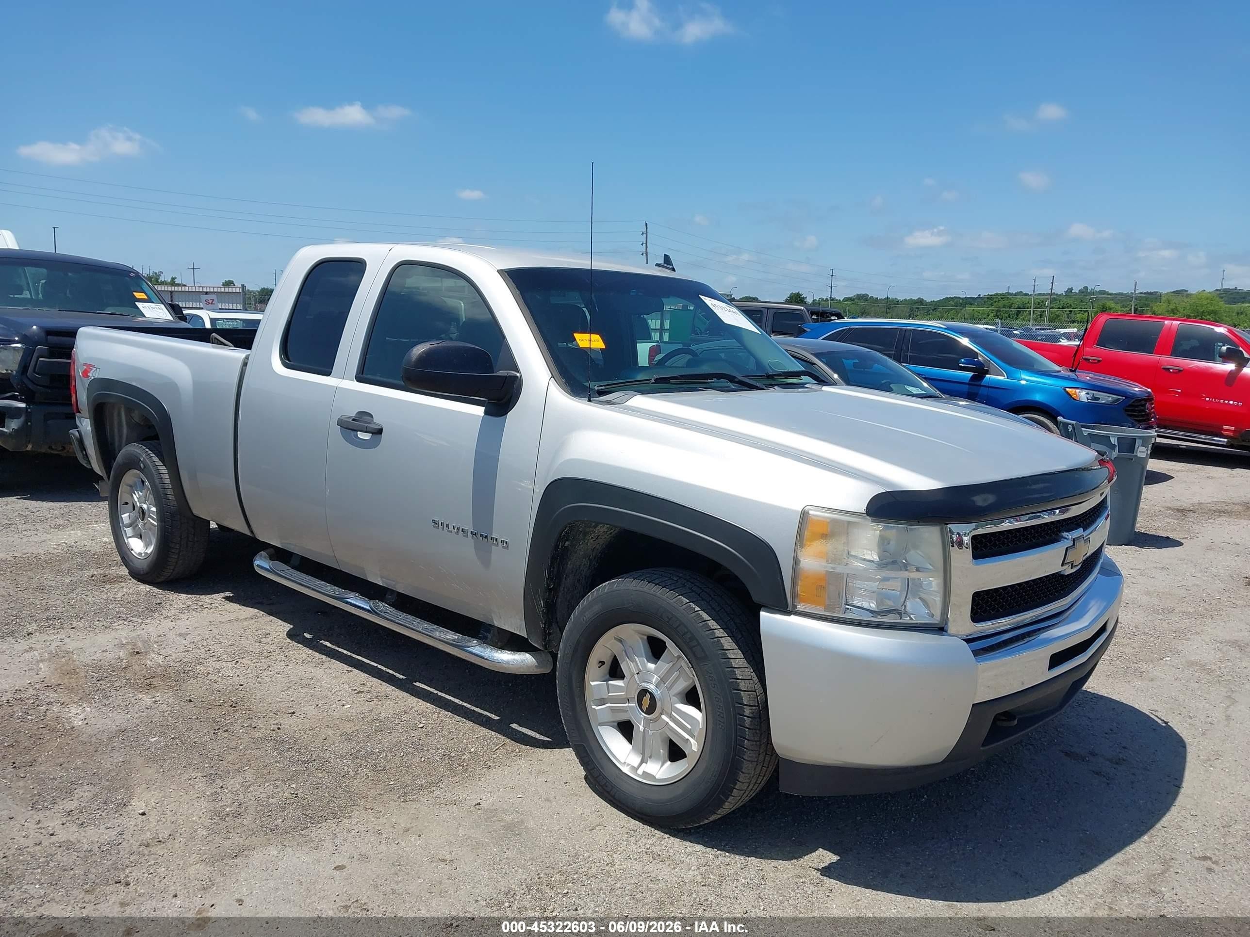 2010 Chevrolet Silverado 1500 Lt Silver vin: 1GCSKSE39AZ116490