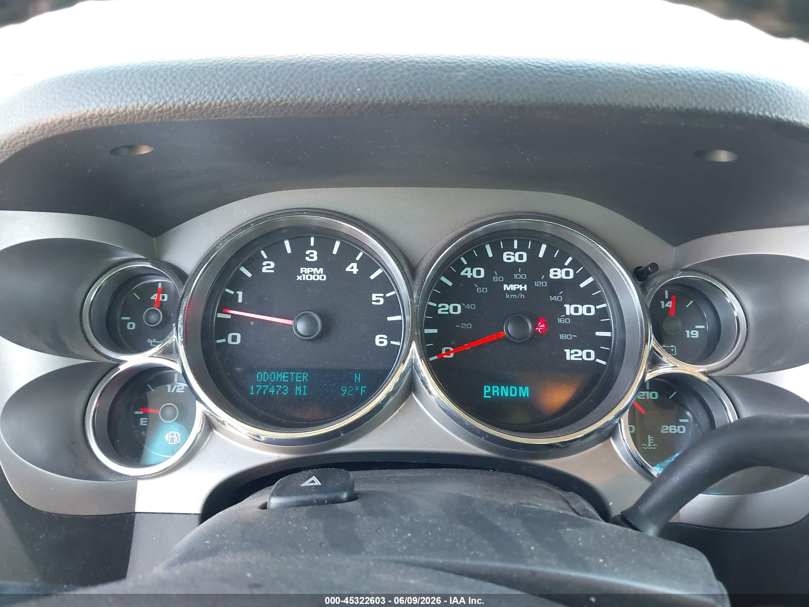 2010 Chevrolet Silverado 1500 Lt Silver vin: 1GCSKSE39AZ116490