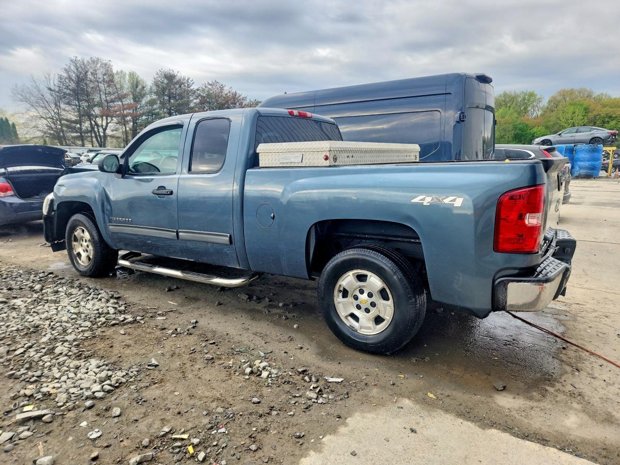 2010 Chevrolet Silverado K1500 Lt Blue vin: 1GCSKSE3XAZ259450