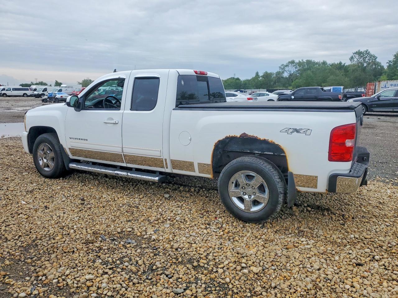 2010 Chevrolet Silverado K1500 Ltz White vin: 1GCSKTE30AZ103407