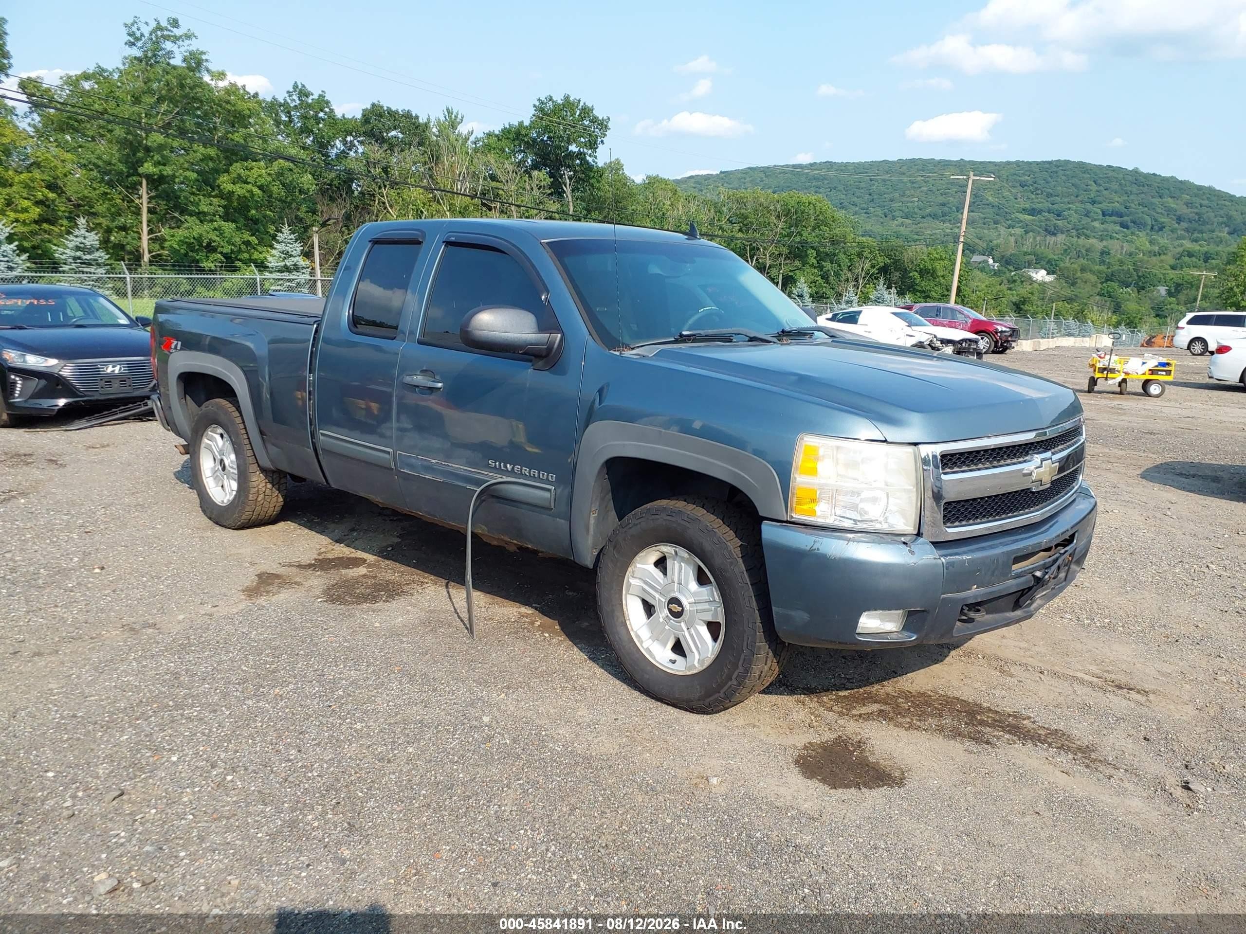 2010 Chevrolet Silverado 1500 Ltz Blue vin: 1GCSKTE30AZ119140