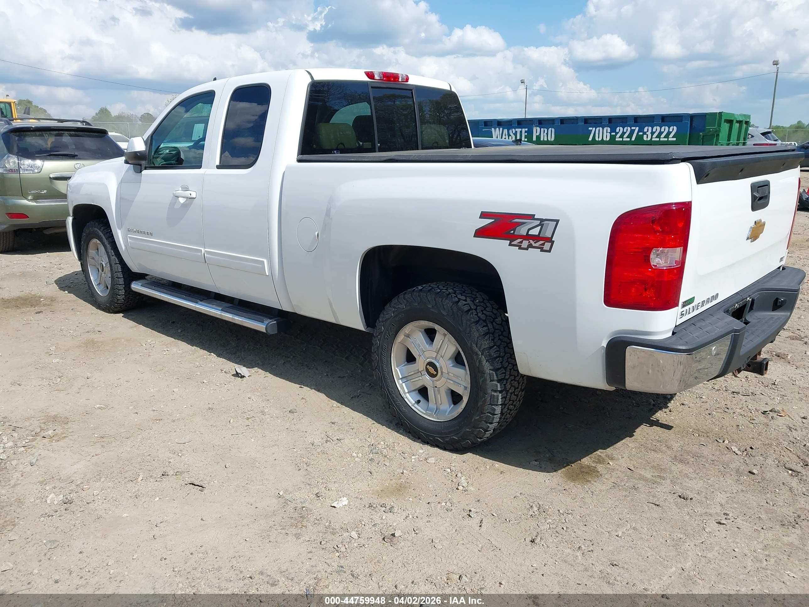 2010 Chevrolet Silverado 1500 Ltz White vin: 1GCSKTE35AZ136483