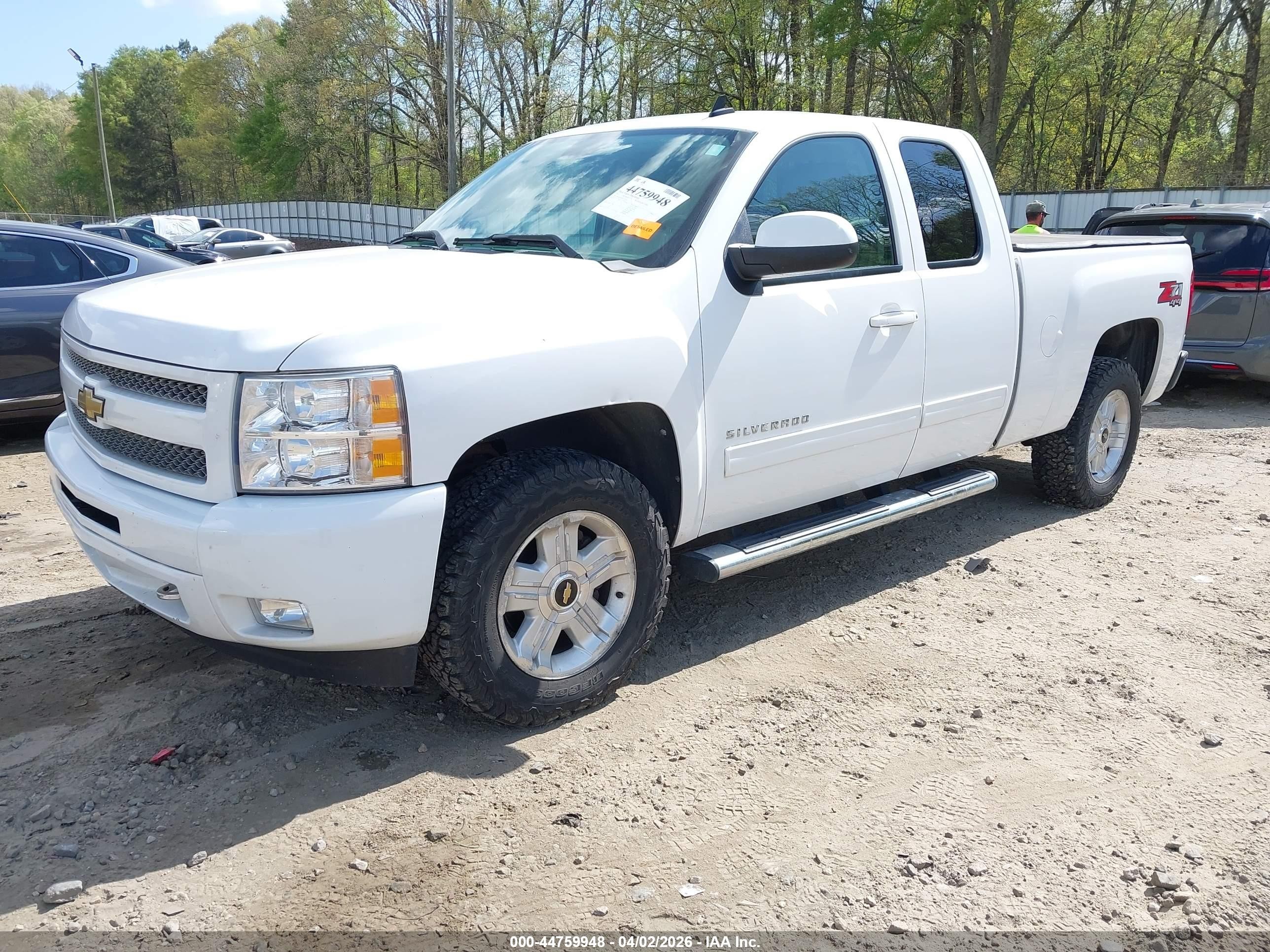 2010 Chevrolet Silverado 1500 Ltz White vin: 1GCSKTE35AZ136483