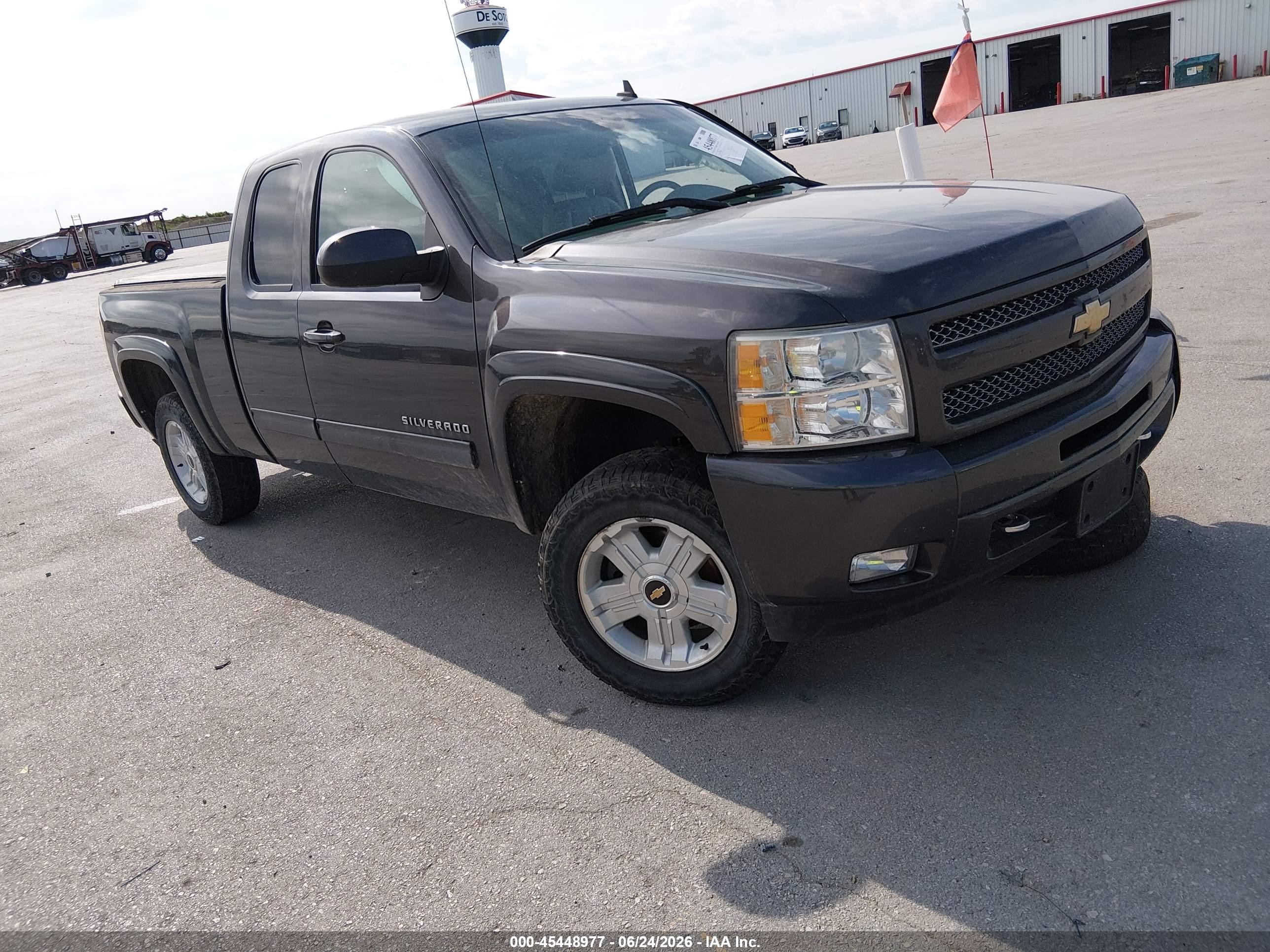 2010 Chevrolet Silverado 1500 Ltz Gold vin: 1GCSKTE38AZ202668
