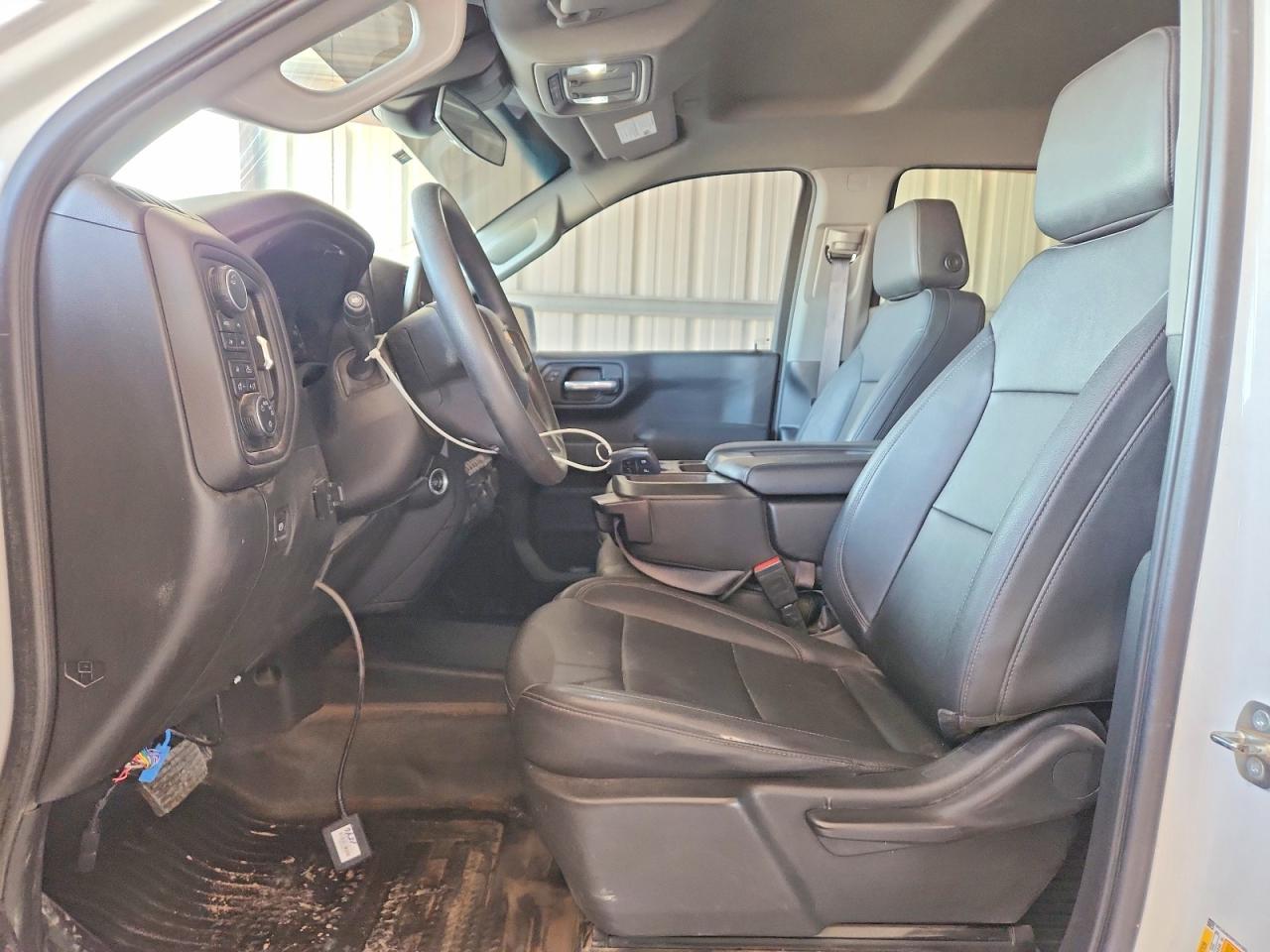 2023 Chevy Silverado K1500 Белый vin: 1GCUDAED0PZ291936