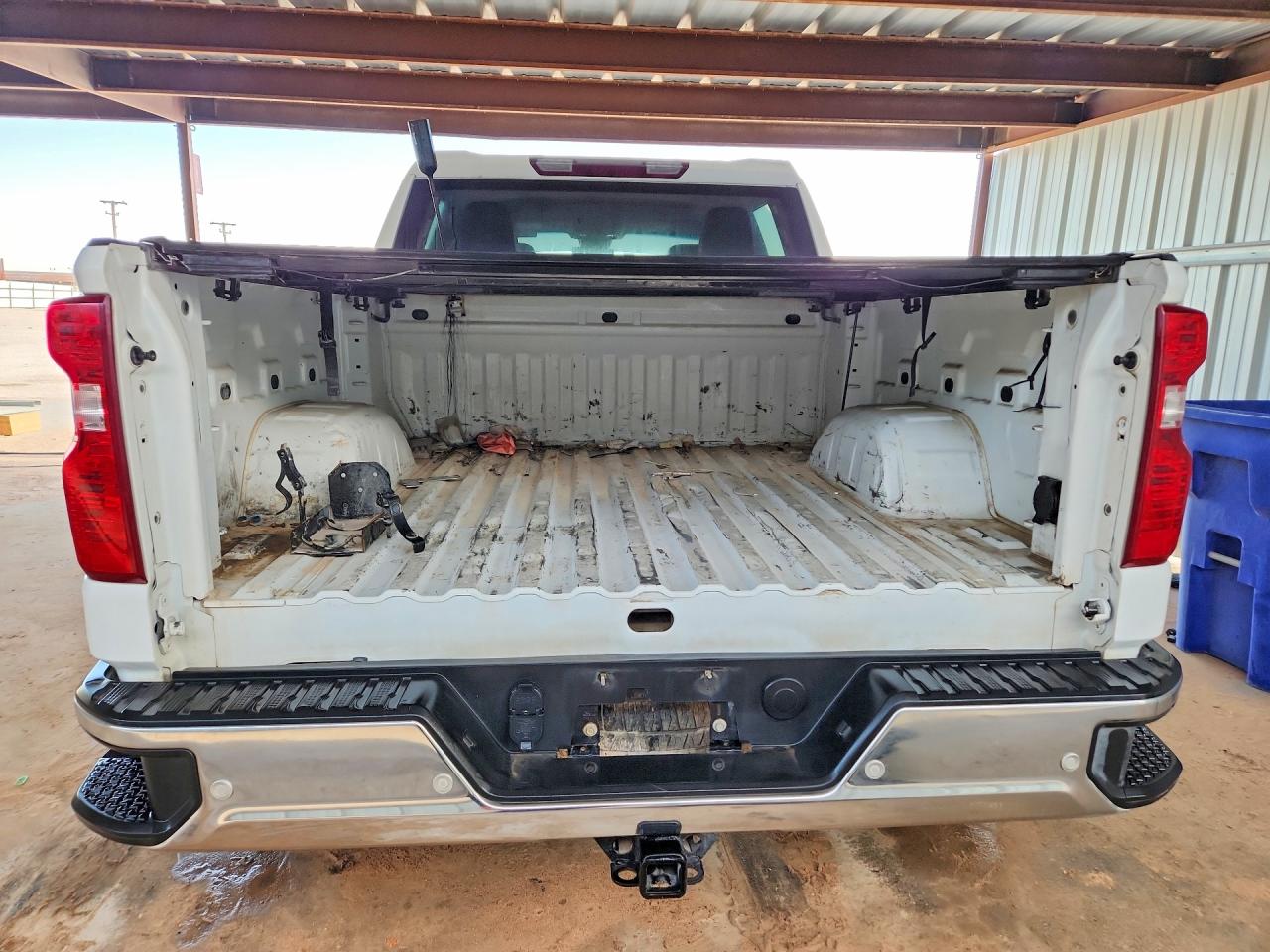 2023 Chevy Silverado K1500 Белый vin: 1GCUDAED0PZ291936