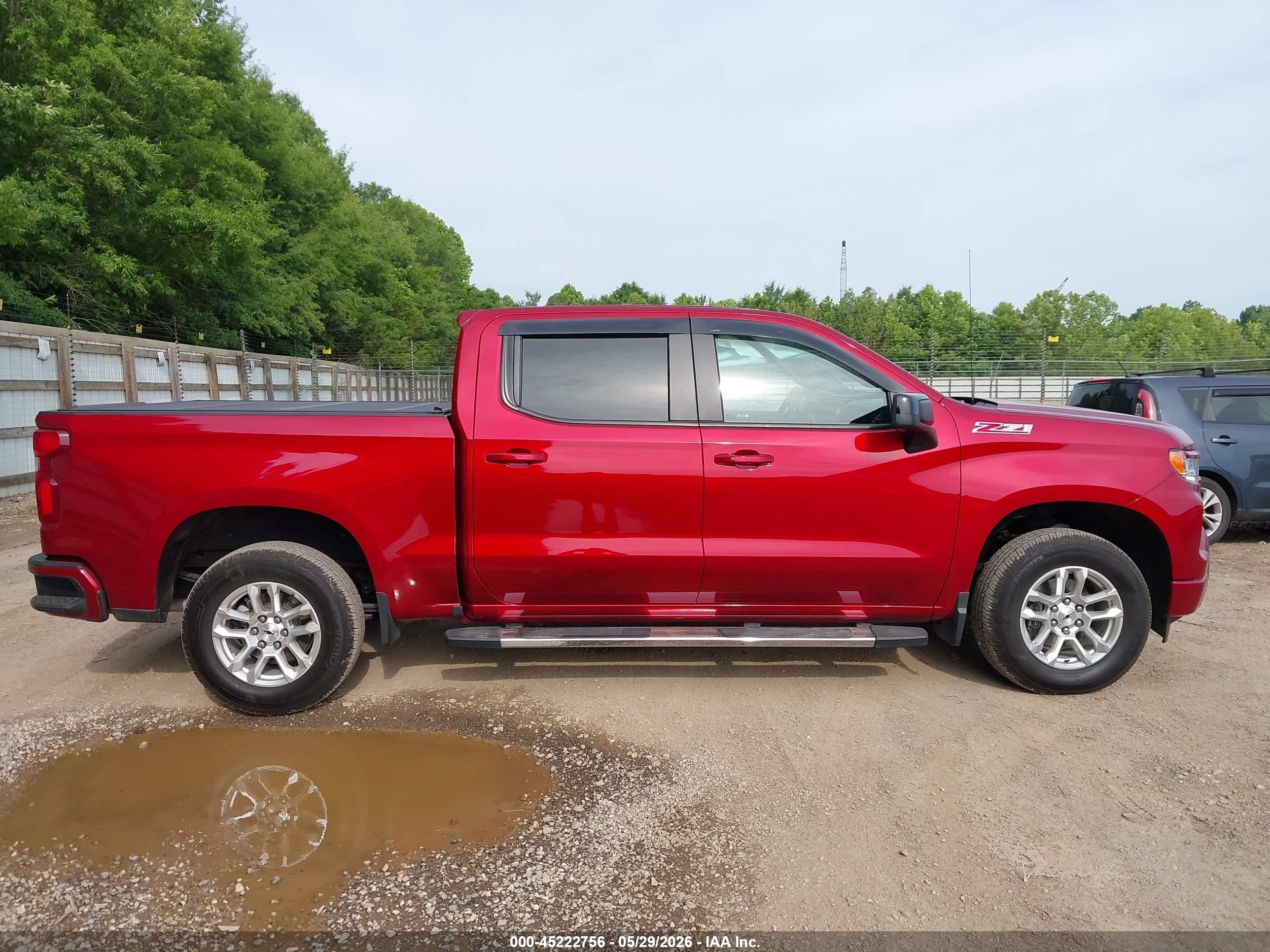 2023 Chevrolet Silverado 1500 4wd  Short Bed Rst Красный vin: 1GCUDEED0PZ170816