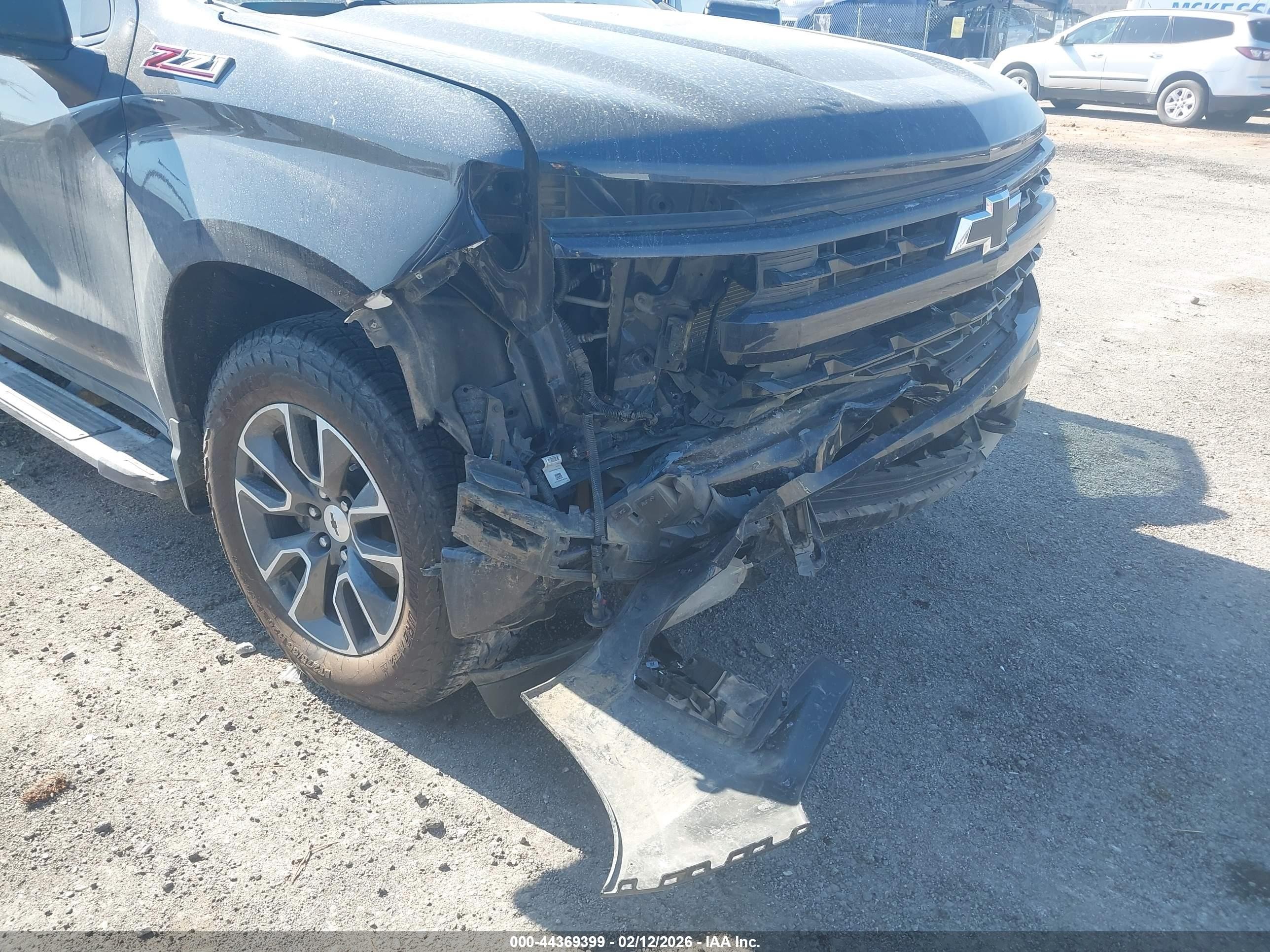 2022 Chevrolet Silverado 1500 4wd  Short Bed Rst Черный vin: 1GCUDEED5NZ625348