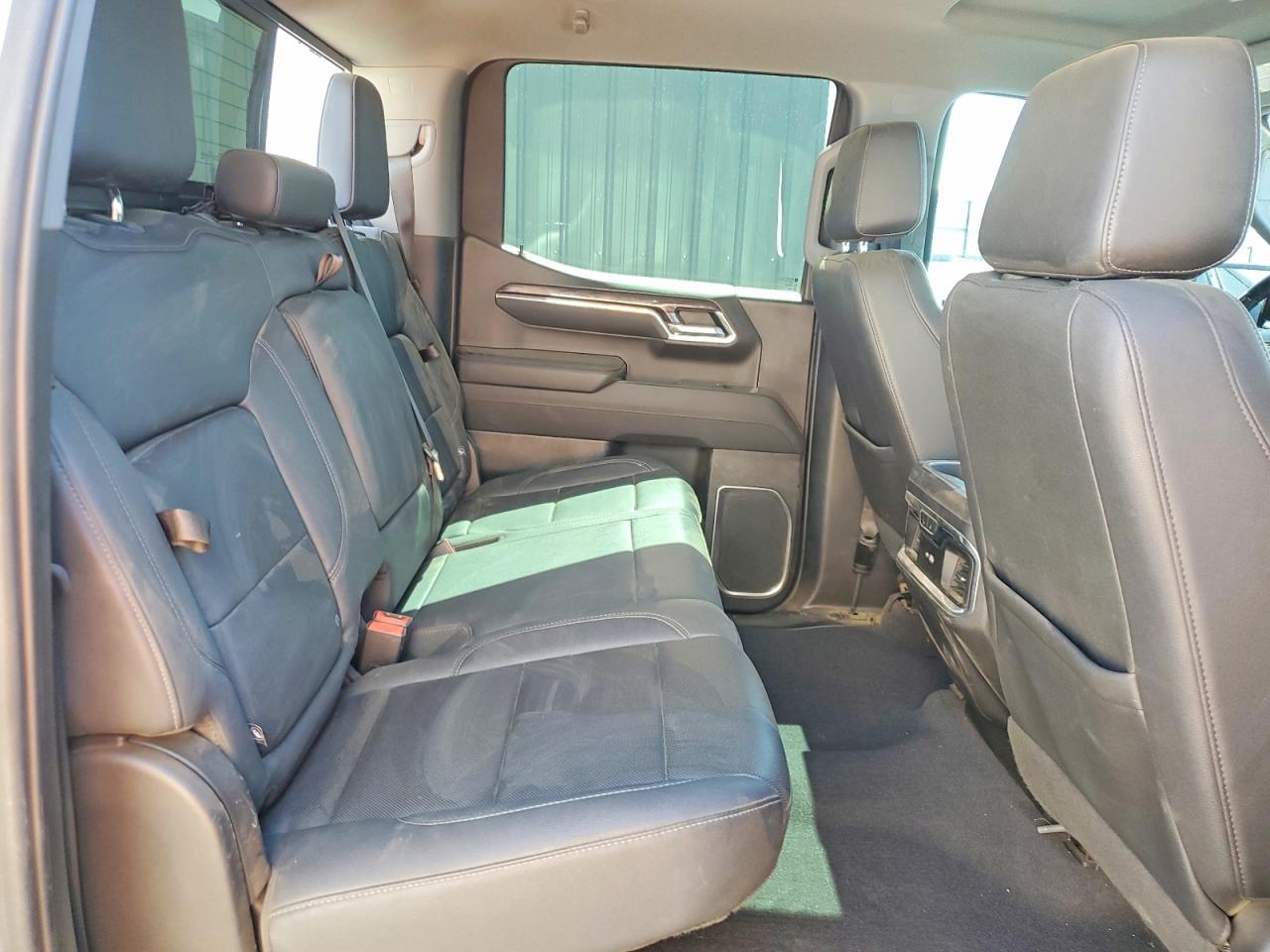 2023 Chevrolet Silverado K1500 Ltz Silver vin: 1GCUDGE84PZ173765