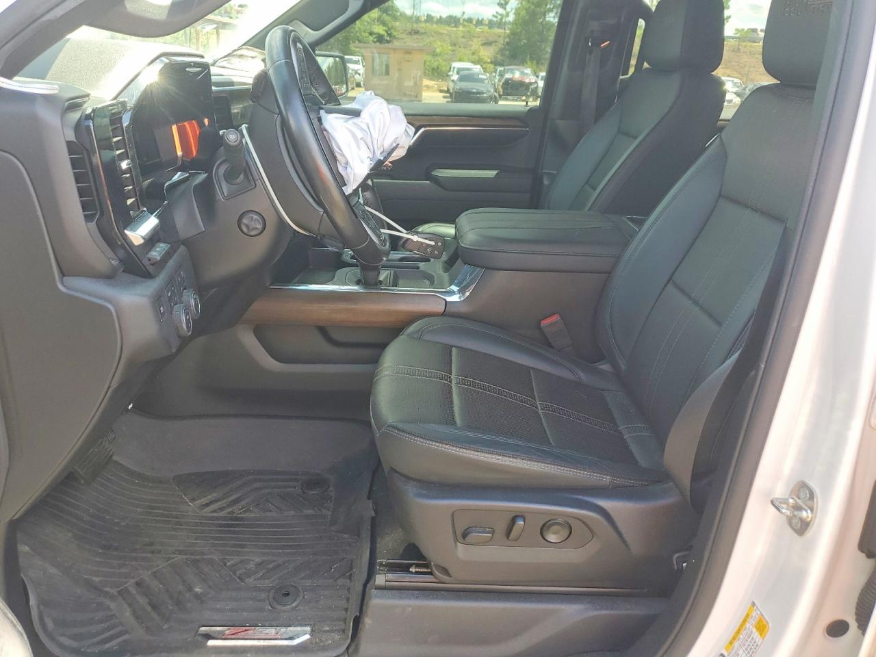 2024 Chevrolet Silverado K1500 High Country White vin: 1GCUDJE86RZ307854