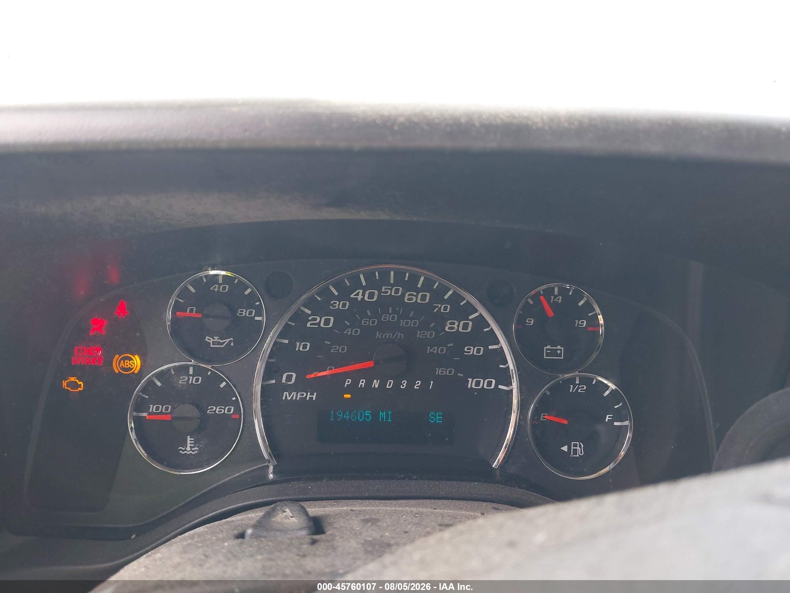 2010 Chevrolet Express 1500 Work Van Silver vin: 1GCUGADX0A1181543