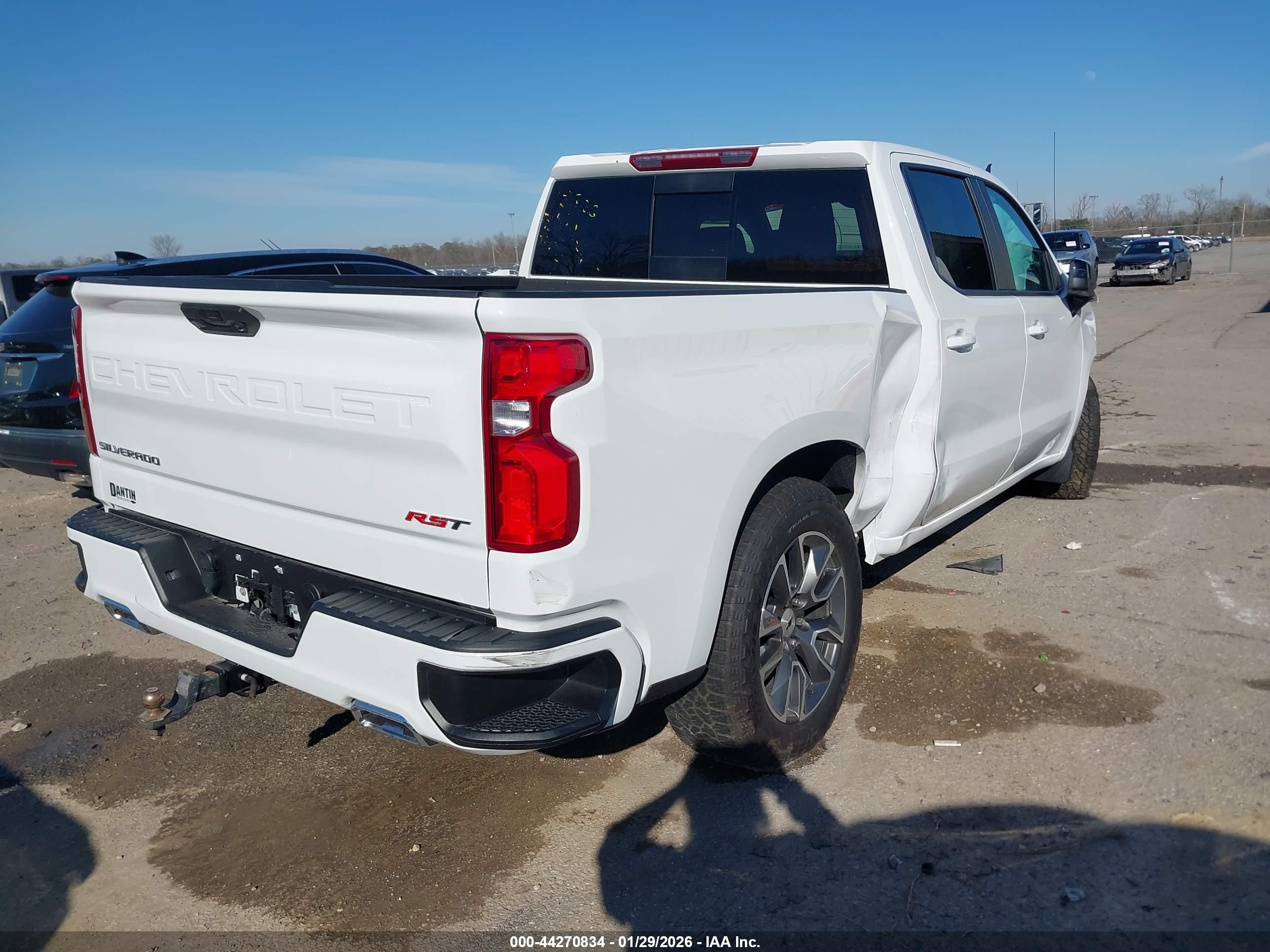 2025 Chevrolet Silverado 1500 4wd  Short Bed Rst Белый vin: 1GCUKEE80SZ208479