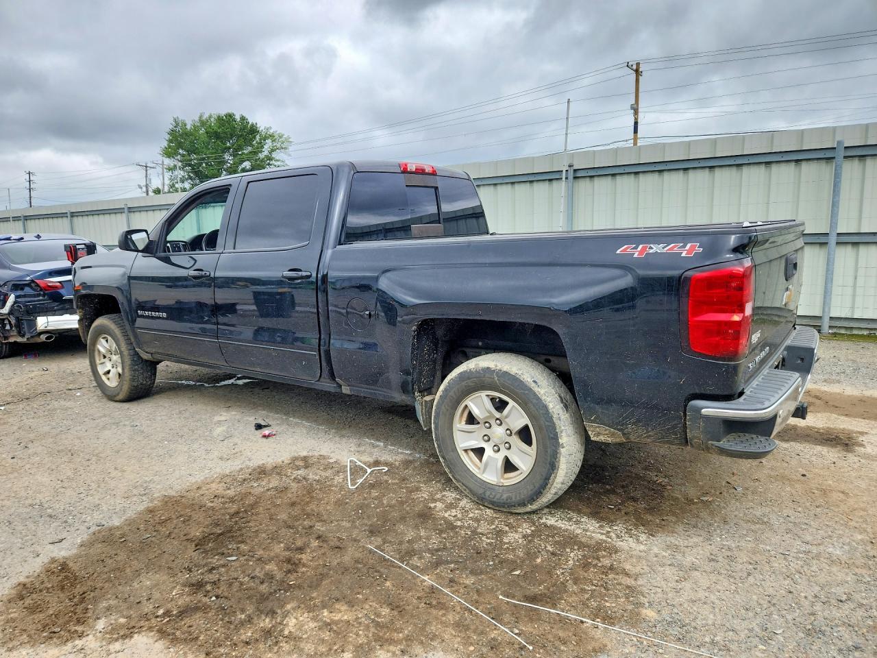 2016 Chevrolet Silverado K1500 Lt Black vin: 1GCUKREC7GF235814