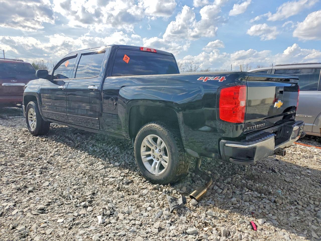 2015 Chevrolet Silverado K1500 Lt Черный vin: 1GCUKREC8FF203887