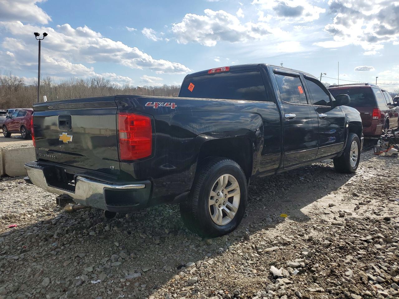 2015 Chevrolet Silverado K1500 Lt Черный vin: 1GCUKREC8FF203887