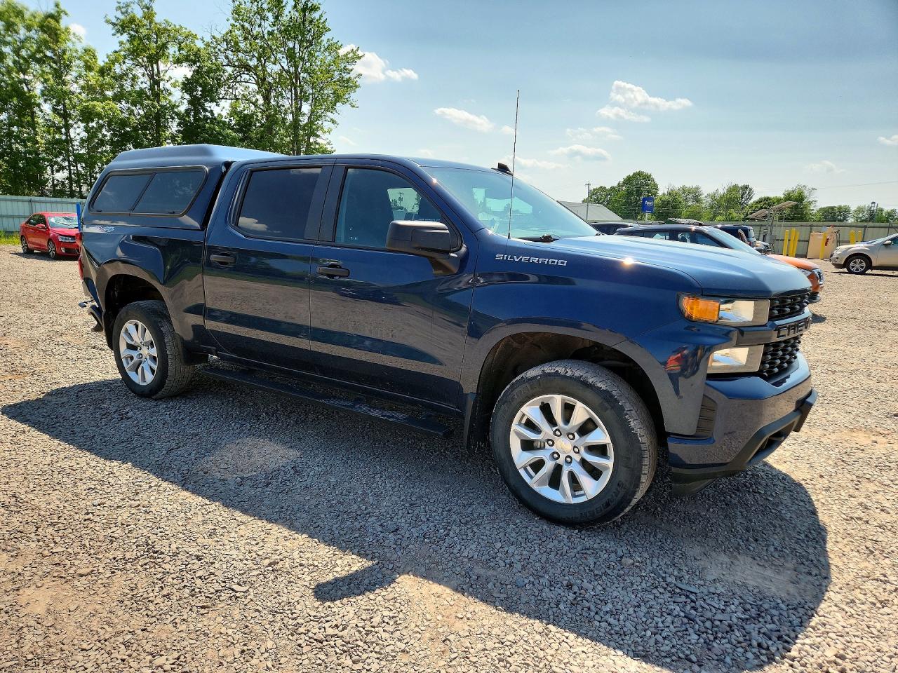 2020 Chevrolet Silverado K1500 Custom Синий vin: 1GCUYBEF5LZ338786