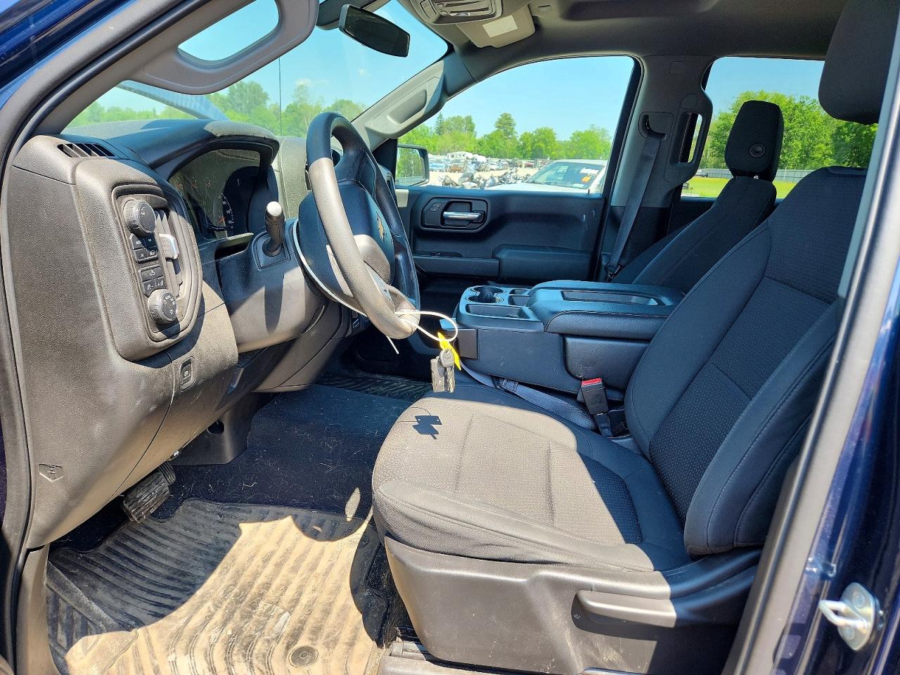 2020 Chevrolet Silverado K1500 Custom Синий vin: 1GCUYBEF5LZ338786