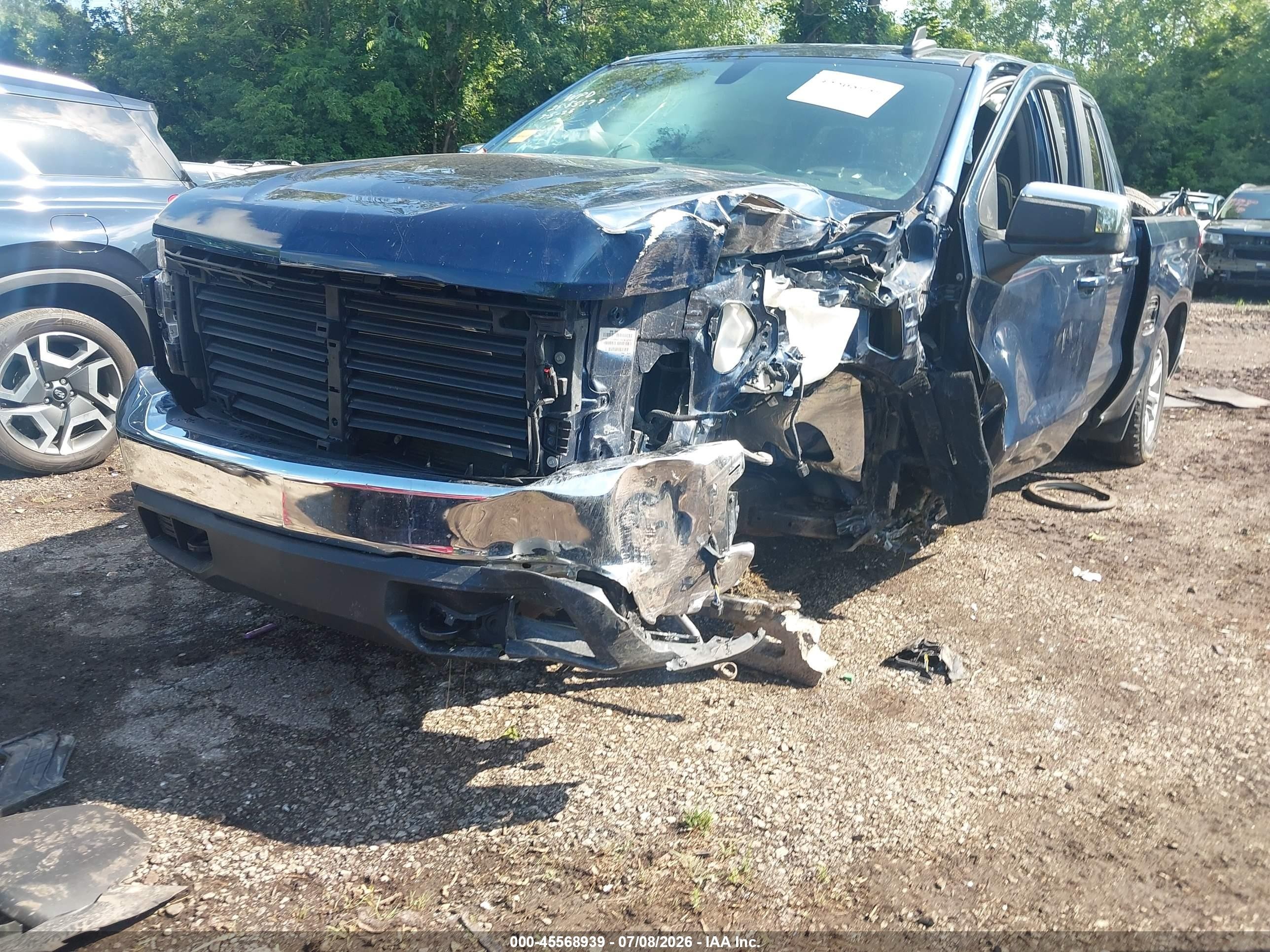 2021 Chevrolet Silverado 1500   Blue vin: 1GCUYDED9MZ192906