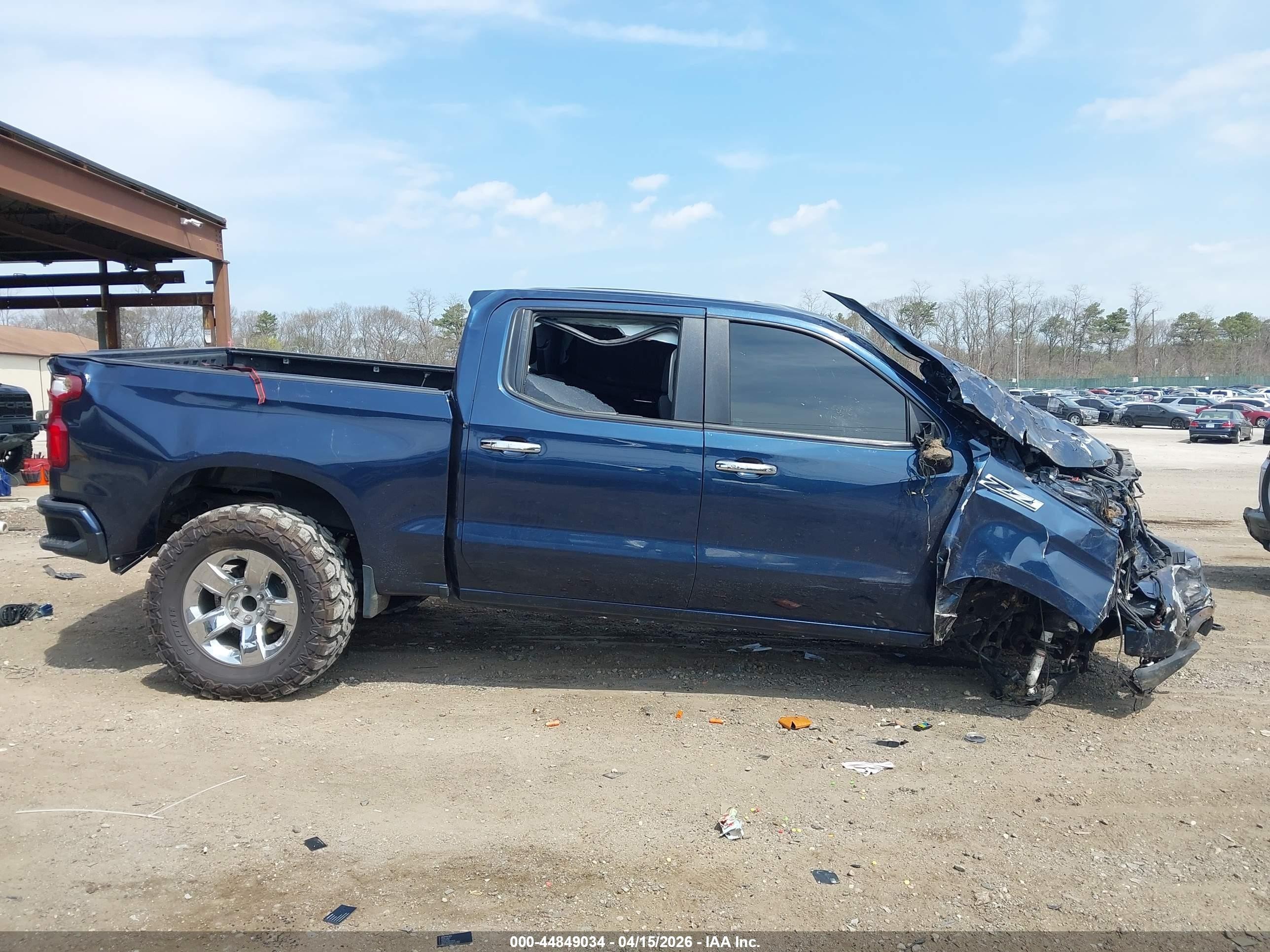 2022 Chevrolet Silverado 1500 Ltd 4wd  Short Bed Rst Синий vin: 1GCUYEED5NZ228176