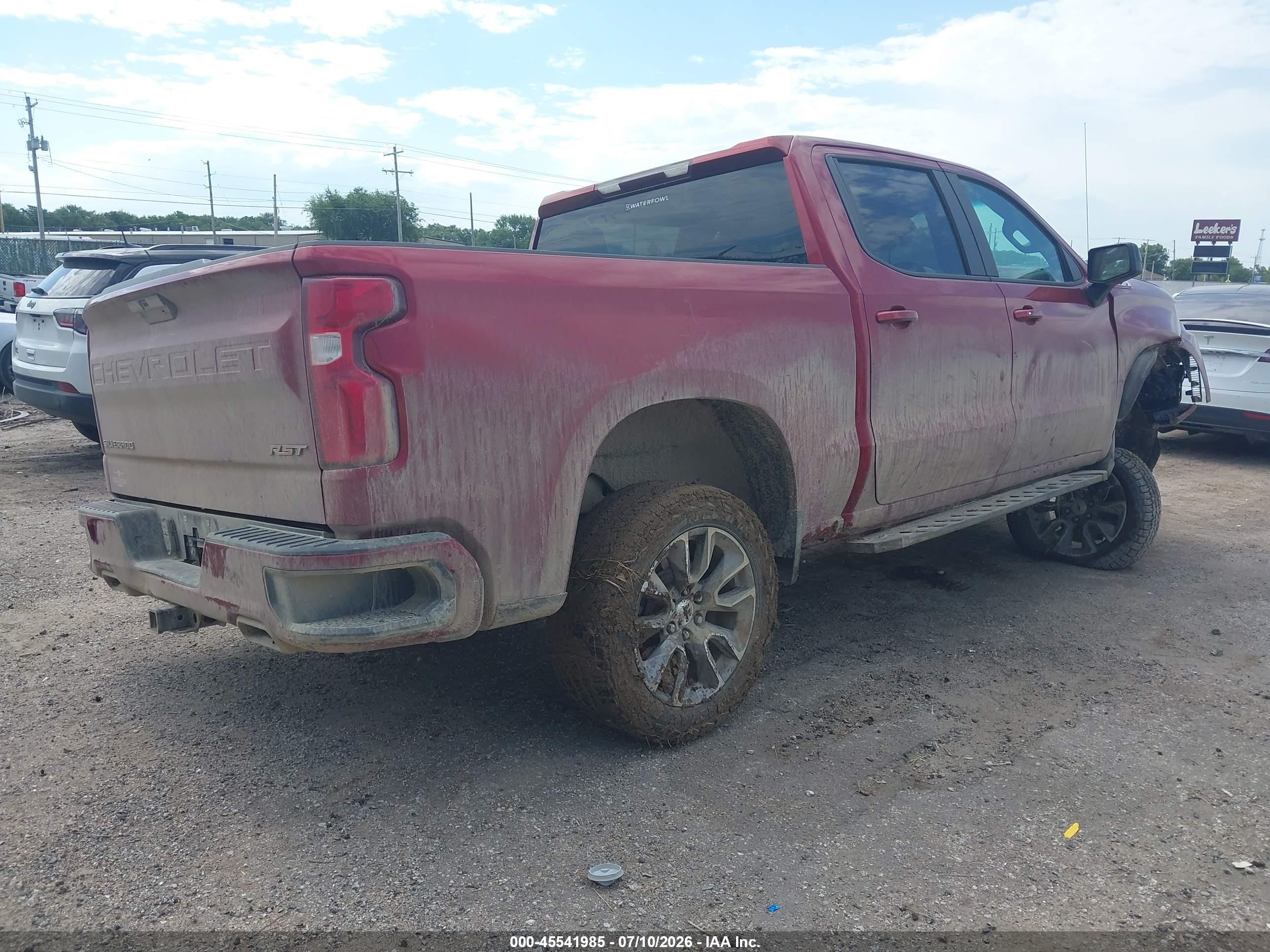 2021 Chevrolet Silverado 1500 4wd  Short Bed Rst Red vin: 1GCUYEED7MZ180064